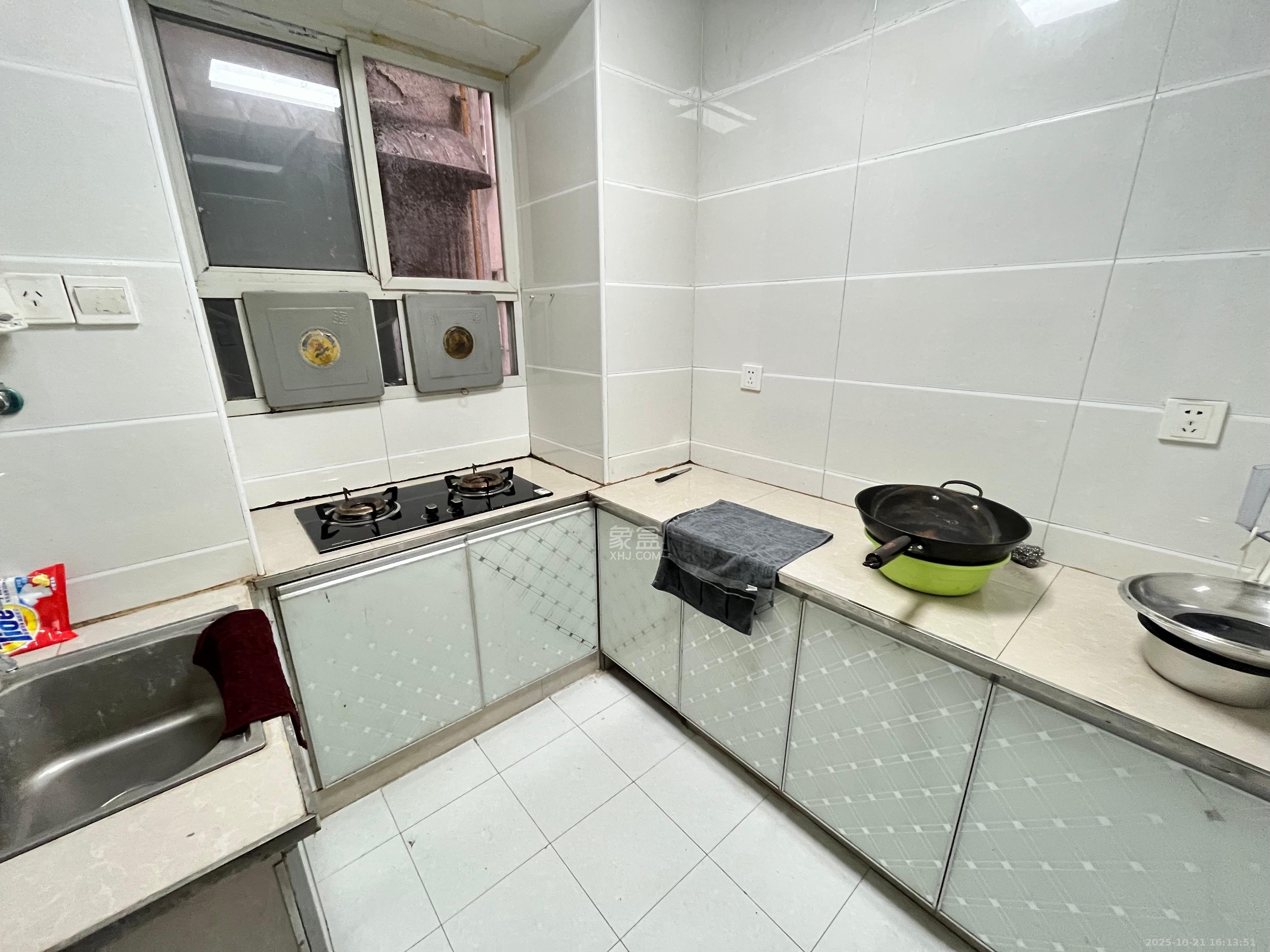 凯华大厦 2室1厅1卫 1600.0元/月 凯华大厦 2室1厅1卫 1600.0元/月室内图