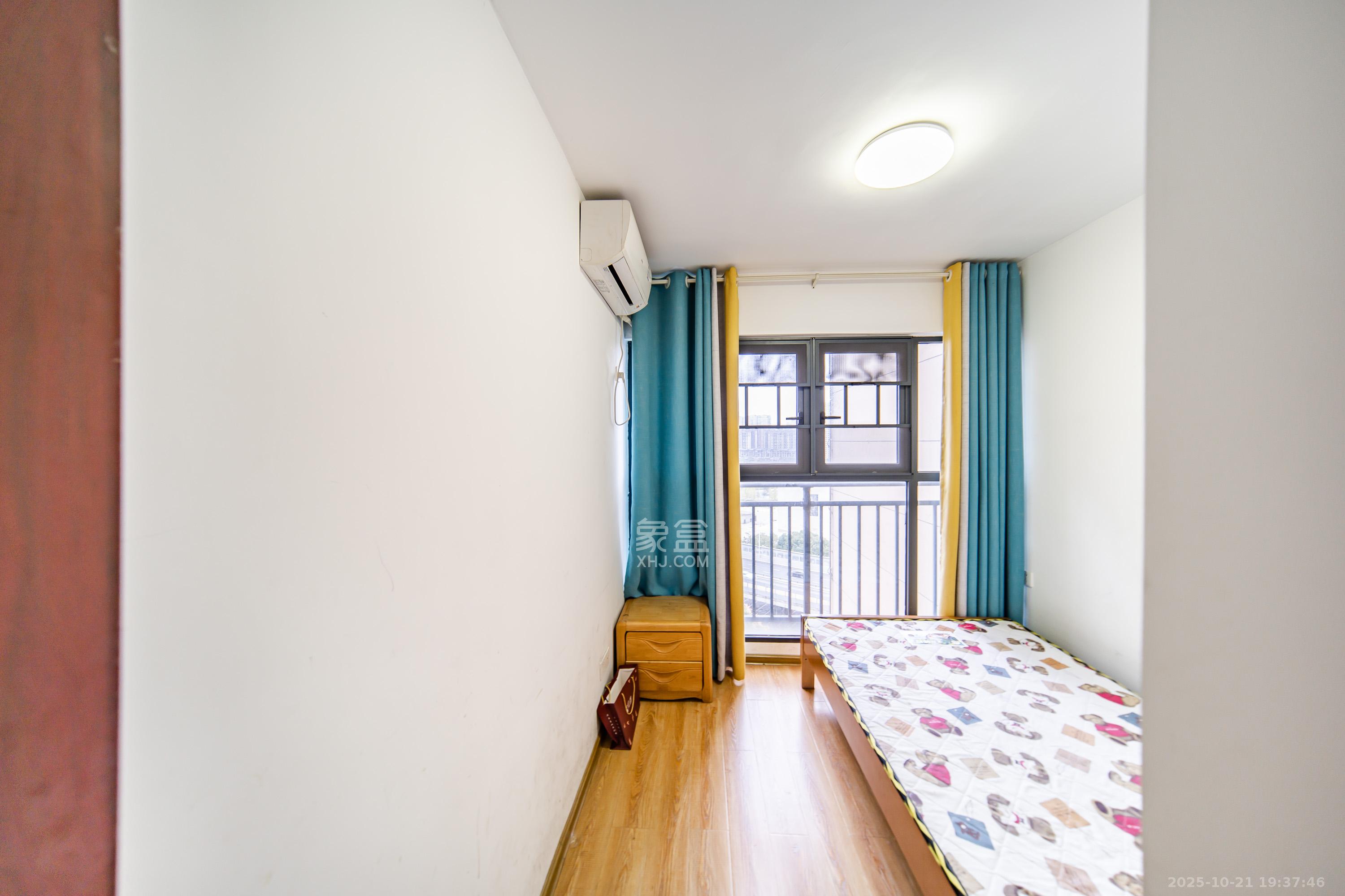 湘熙水郡(观澜海赋家园)  4室2厅2卫    145.0万 湘熙水郡(观澜海赋家园)  4室2厅2卫    145.0万卧室