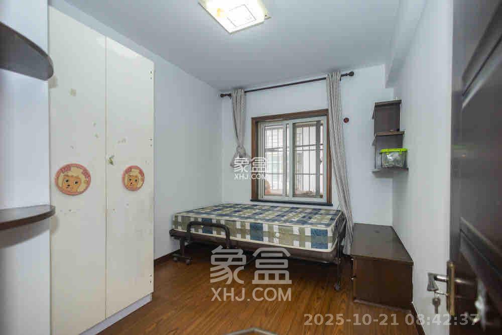 佳美星城  3室2厅2卫    1800.0元/月室内图