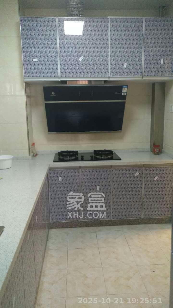 保利麓谷林语A区 3室2厅2卫 2100.0元/月 保利麓谷林语A区 3室2厅2卫 2100.0元/月室内图