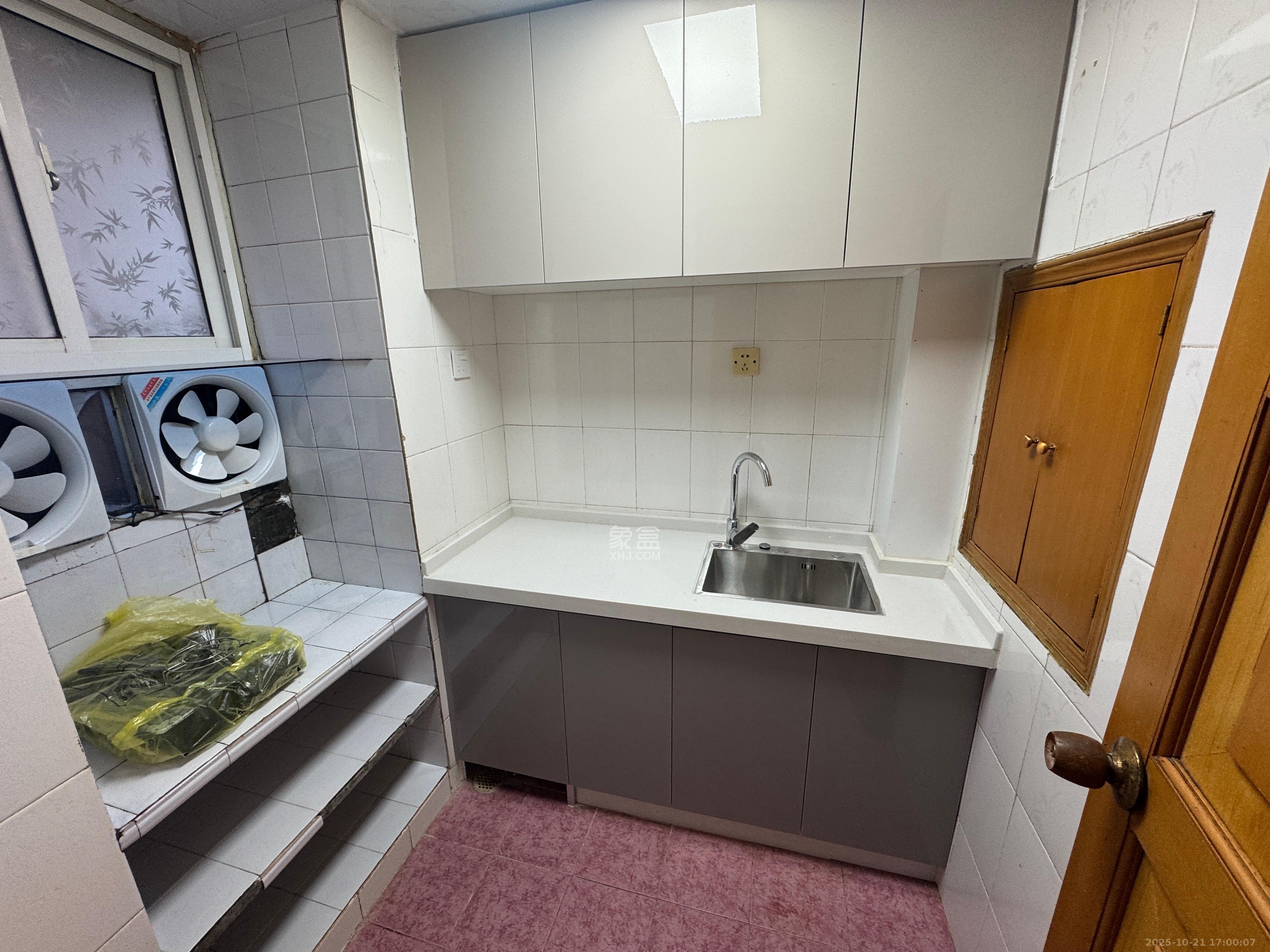 东茅街散盘  1室1厅1卫    1400.0元/月室内图