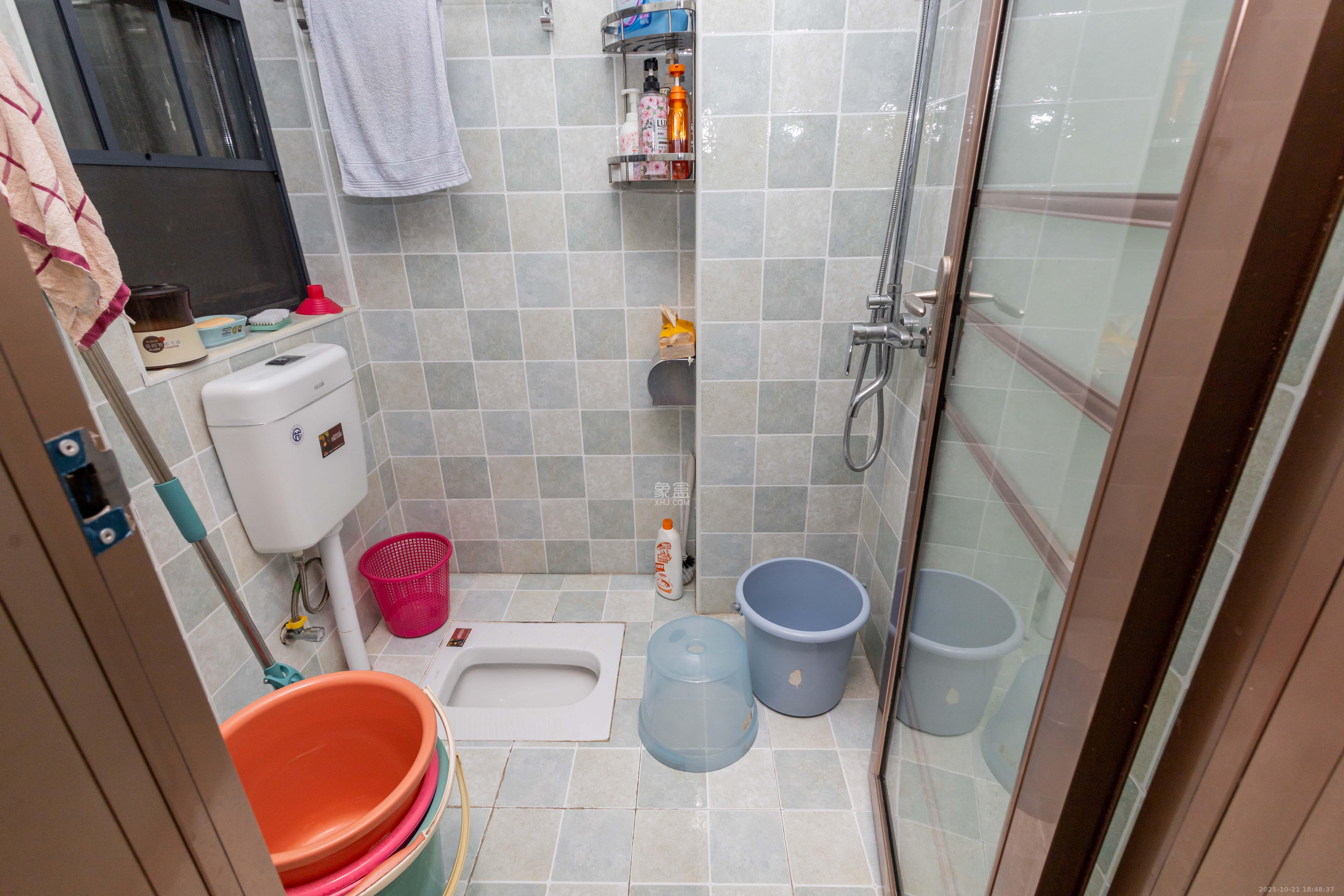 高林仕家 2室2厅1卫 62.0万 高林仕家 2室2厅1卫 62.0万卫生间