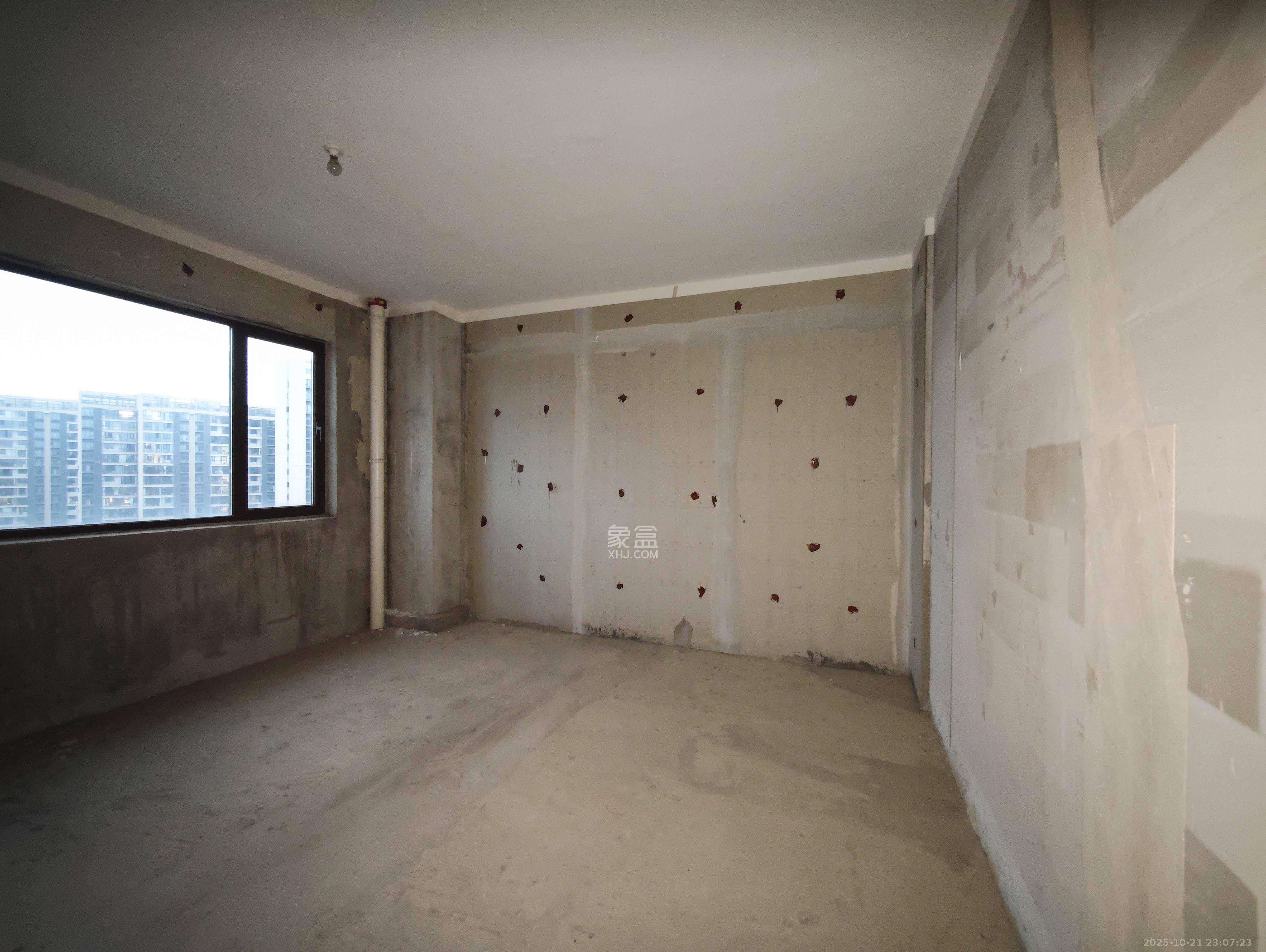 保利城(中航城国际社区、郡原美村) 1室0厅0卫 188.0万 保利城(中航城国际社区、郡原美村) 1室0厅0卫 188.0万卧室