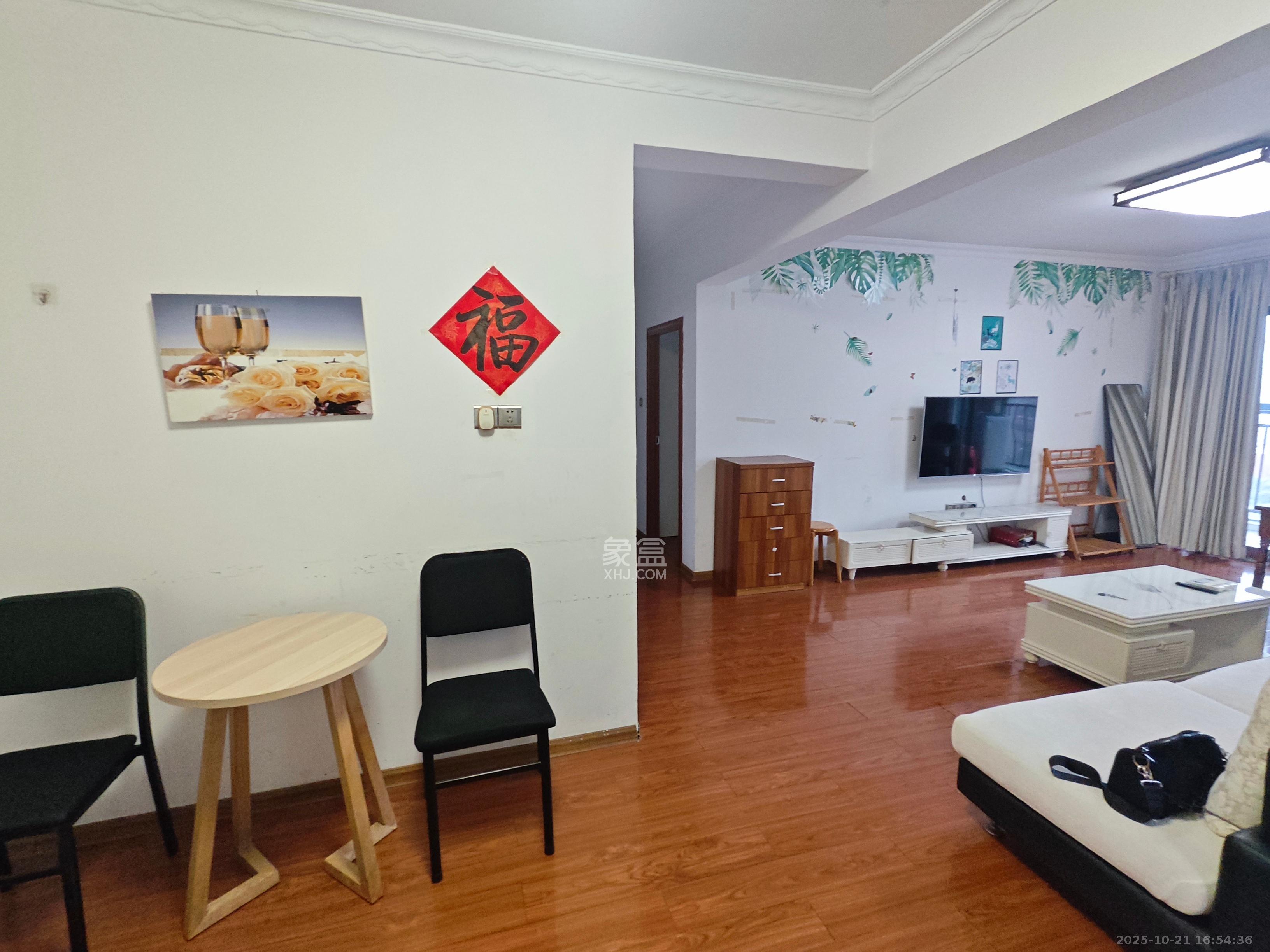 工贸大厦  2室2厅1卫    2200.0元/月 工贸大厦  2室2厅1卫    2200.0元/月室内图