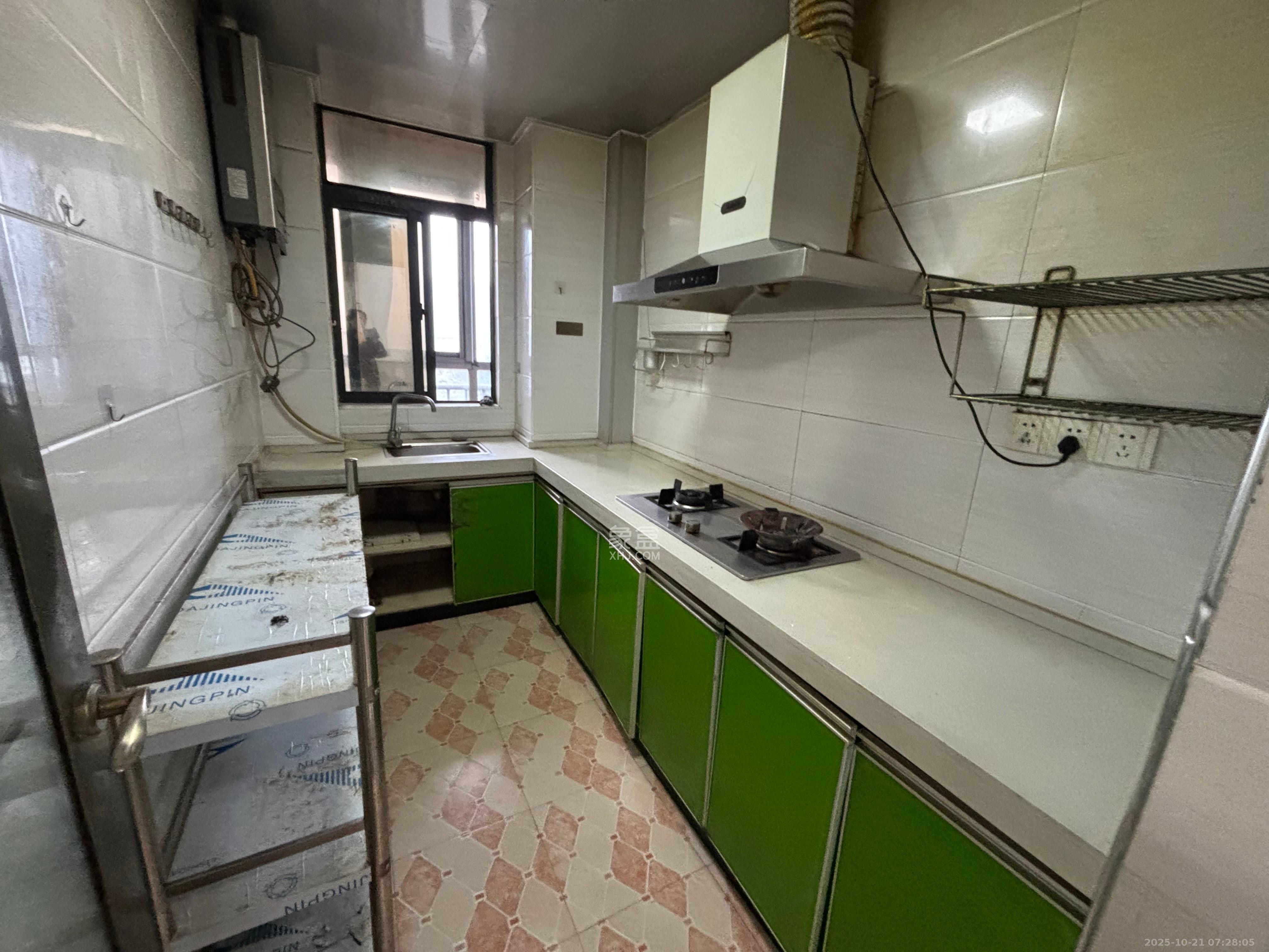 东岸城邦  2室1厅1卫    1700.0元/月室内图