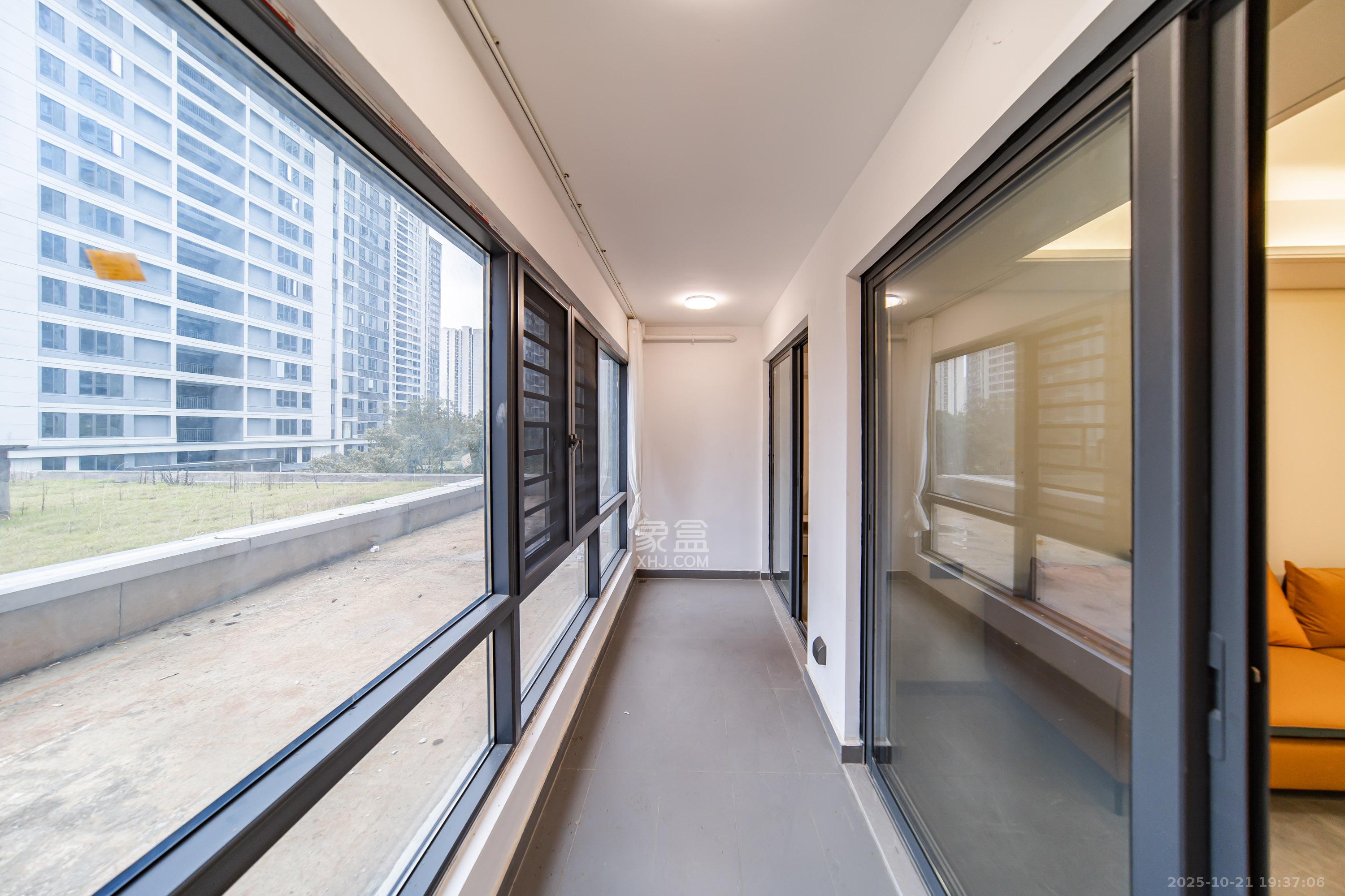 卓越洋湖晴翠  3室1厅1卫    188.0万阳台