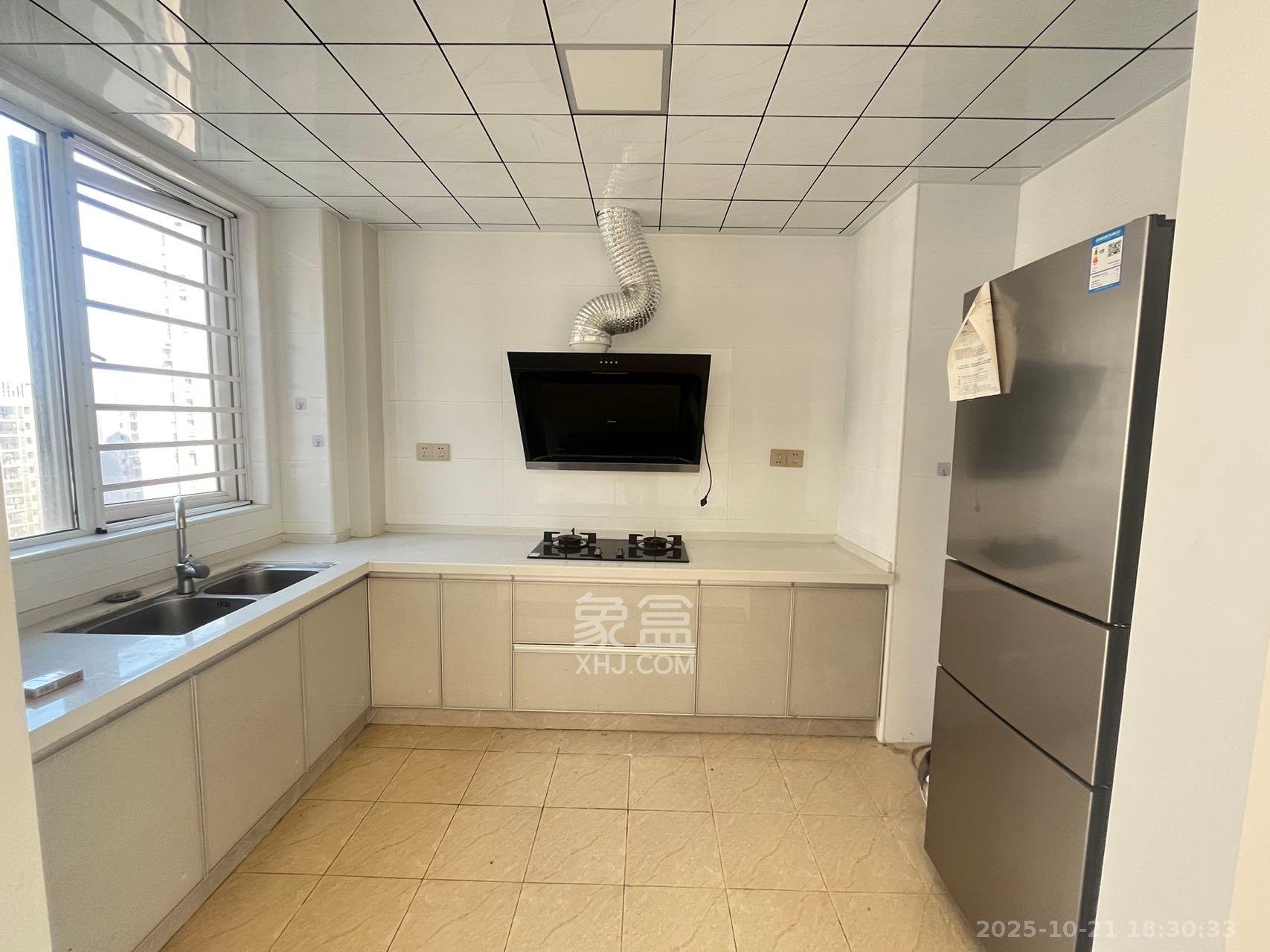 朝正美苑  4室2厅2卫    2880.0元/月 朝正美苑  4室2厅2卫    2880.0元/月室内图