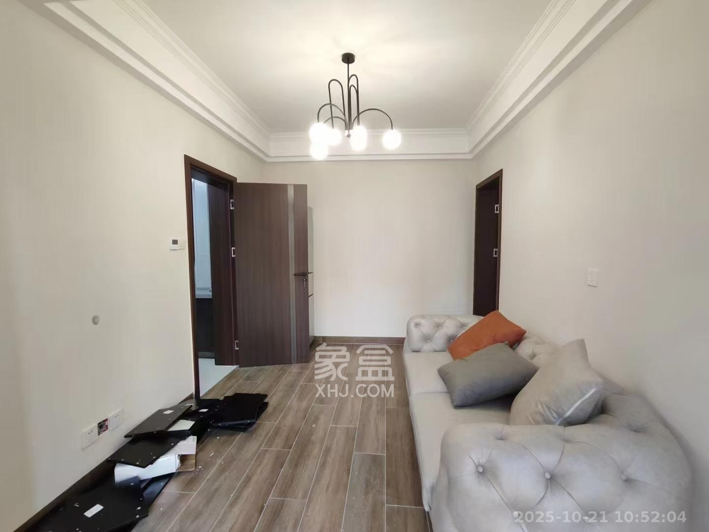 和润园三期  1室1厅1卫    2100.0元/月室内图1