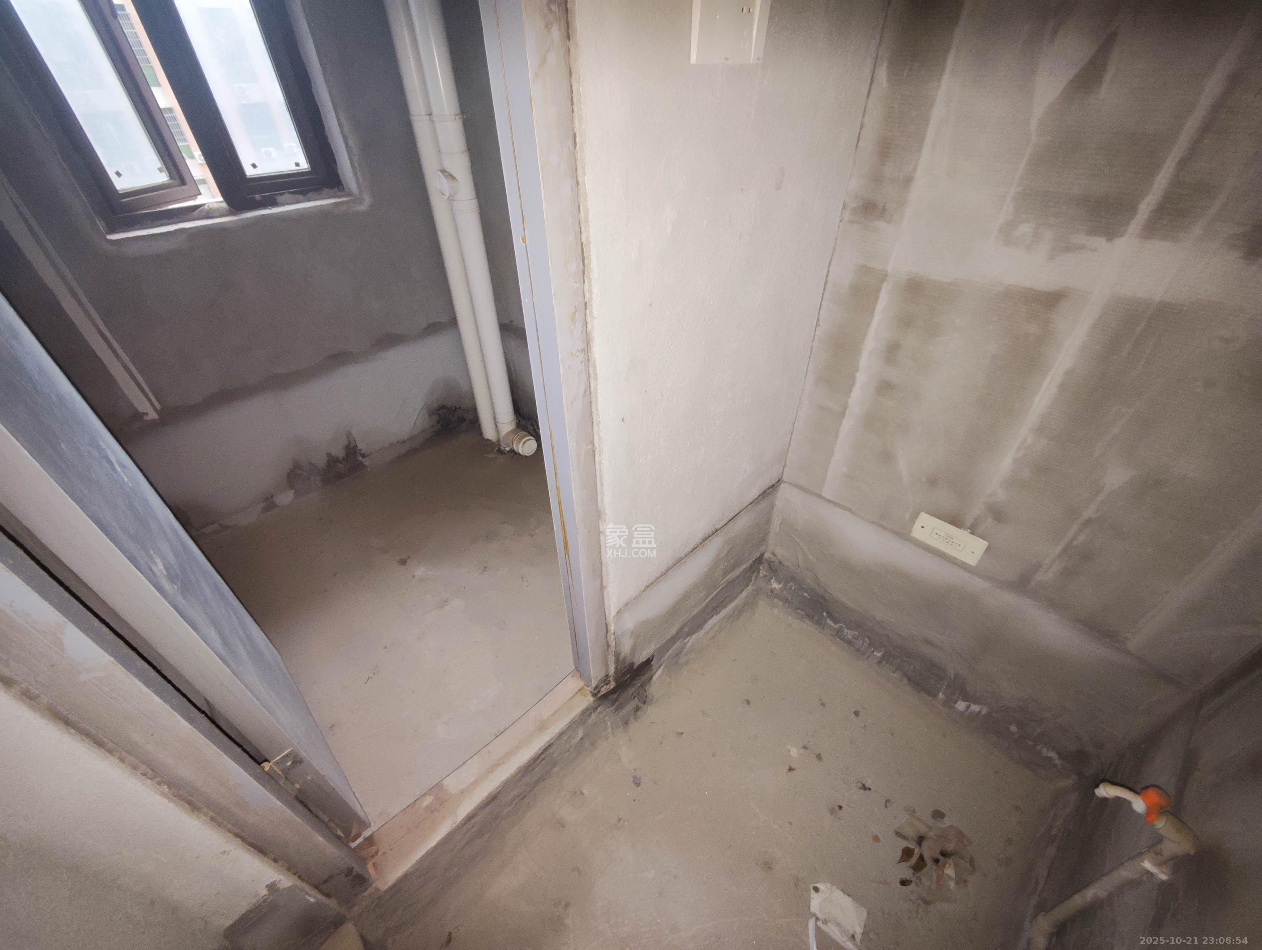 长房明宸府  3室1厅1卫    106.0万卫生间