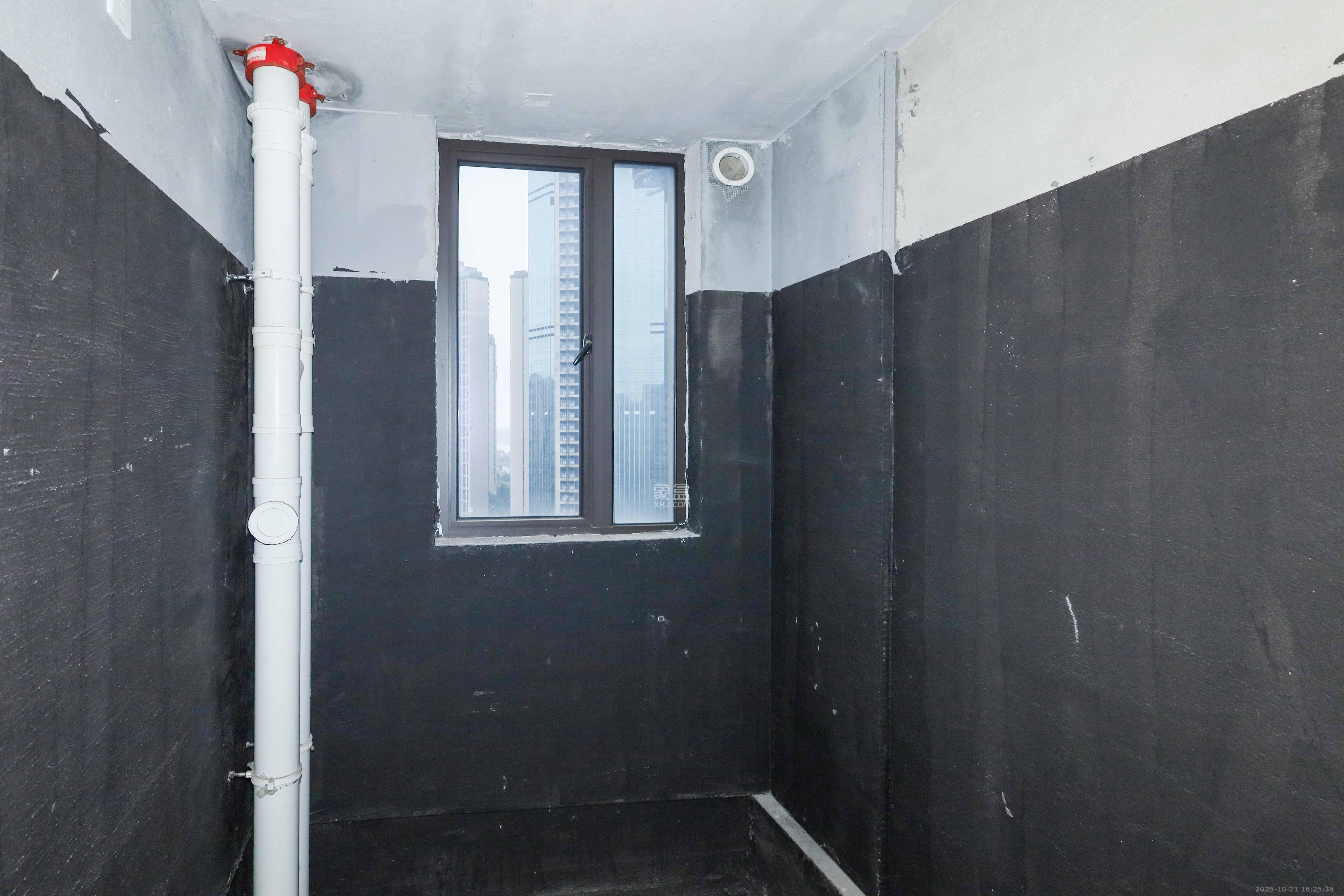 中国铁建梅溪青秀二期 3室2厅2卫 145.0万 中国铁建梅溪青秀二期 3室2厅2卫 145.0万卫生间