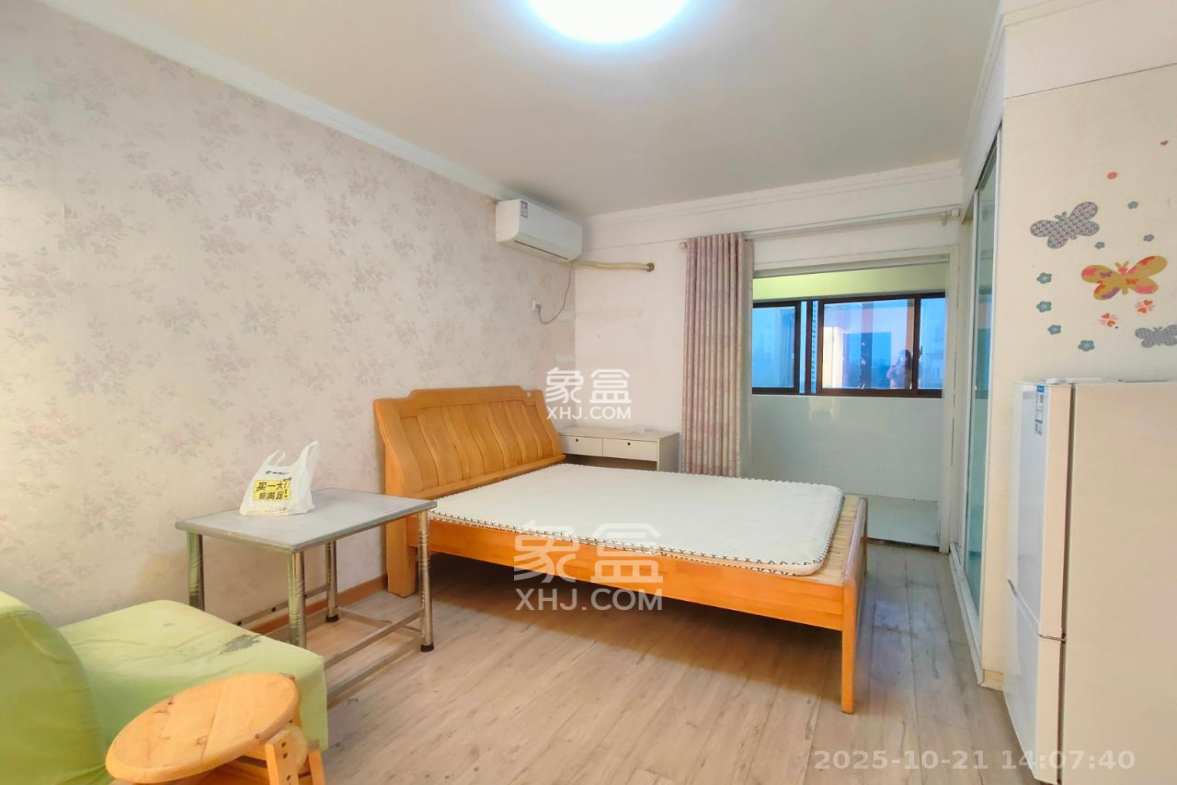 兰卡威国际  1室1厅1卫    1300.0元/月 兰卡威国际  1室1厅1卫    1300.0元/月室内图