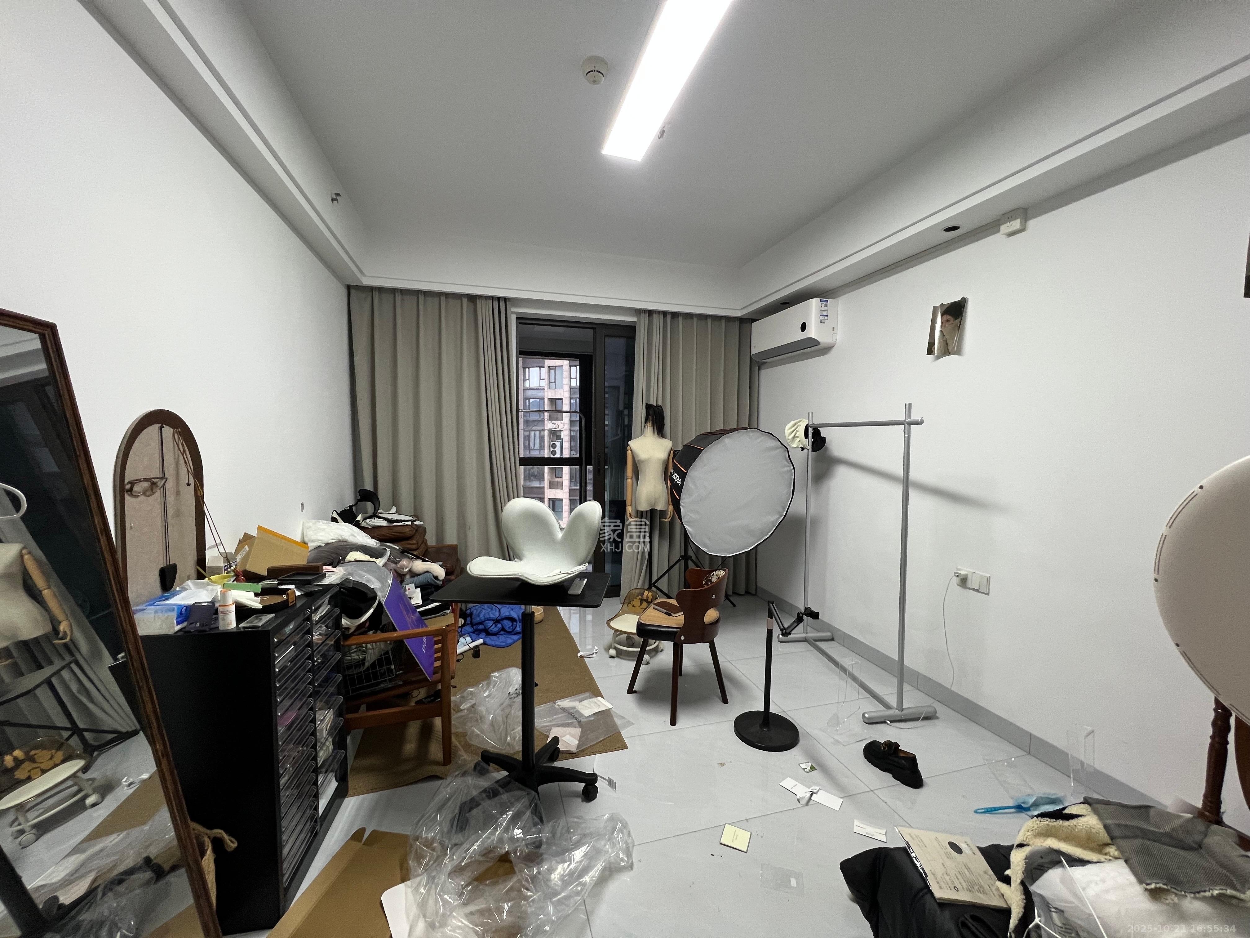 明昇壹城(明昇时代广场)二期  1室1厅1卫    1400.0元/月 明昇壹城(明昇时代广场)二期  1室1厅1卫    1400.0元/月