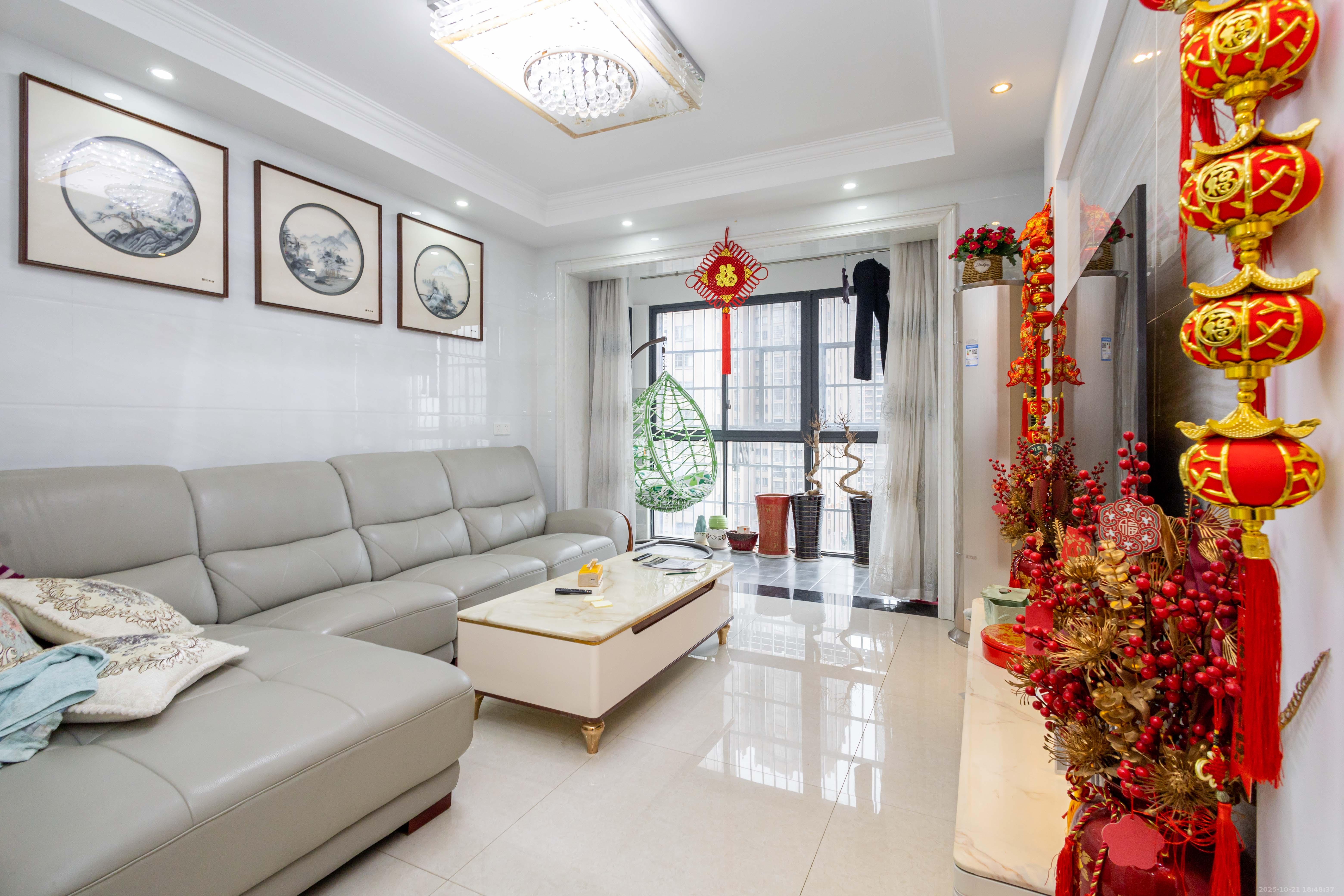 高林仕家 2室2厅1卫 62.0万 高林仕家 2室2厅1卫 62.0万客厅