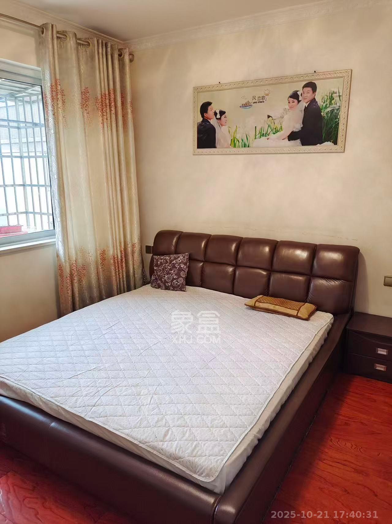 星城新宇颐景苑  3室1厅1卫    2600.0元/月 星城新宇颐景苑  3室1厅1卫    2600.0元/月室内图