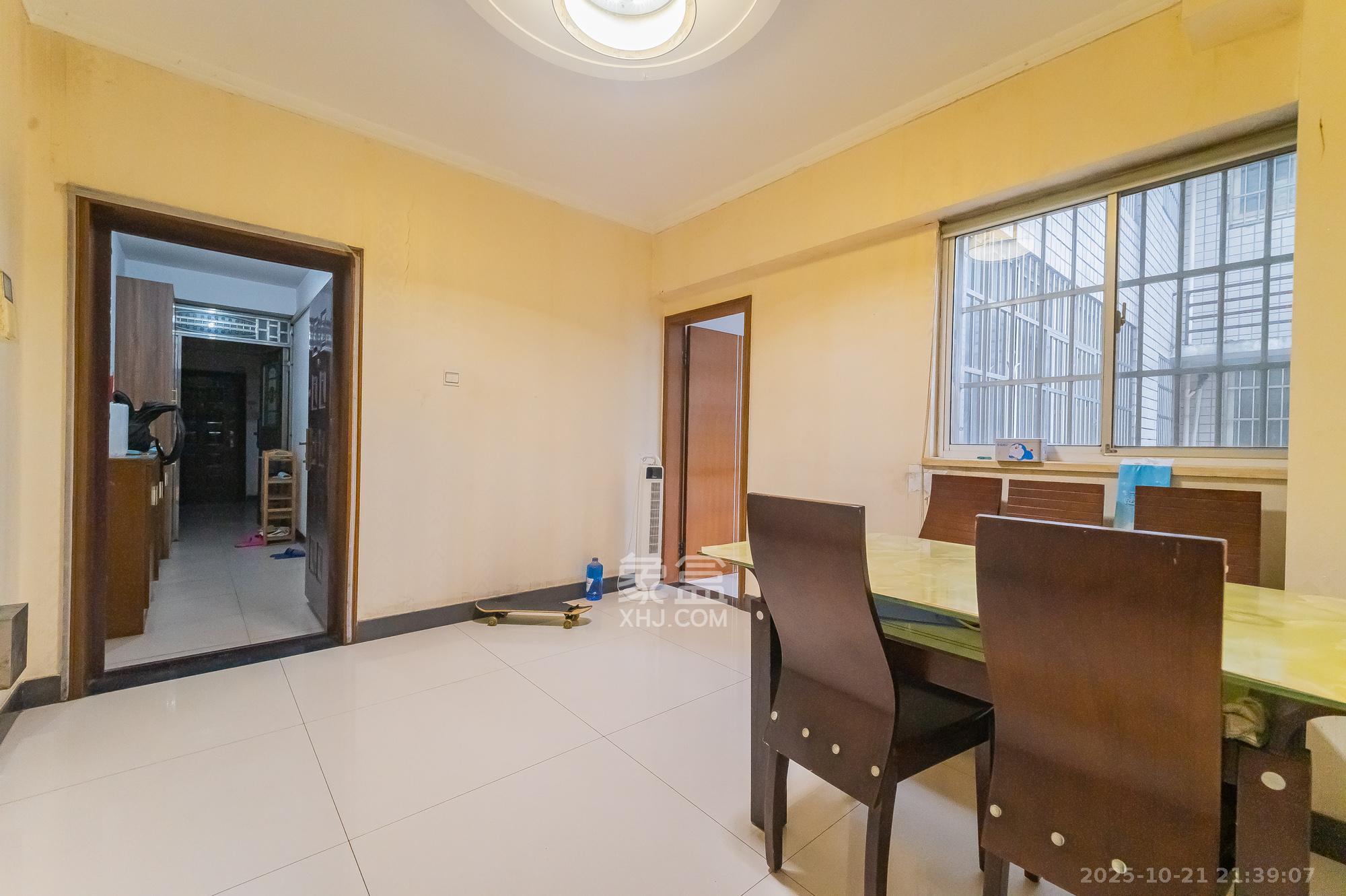 佳美星城  3室2厅2卫    62.8万其他