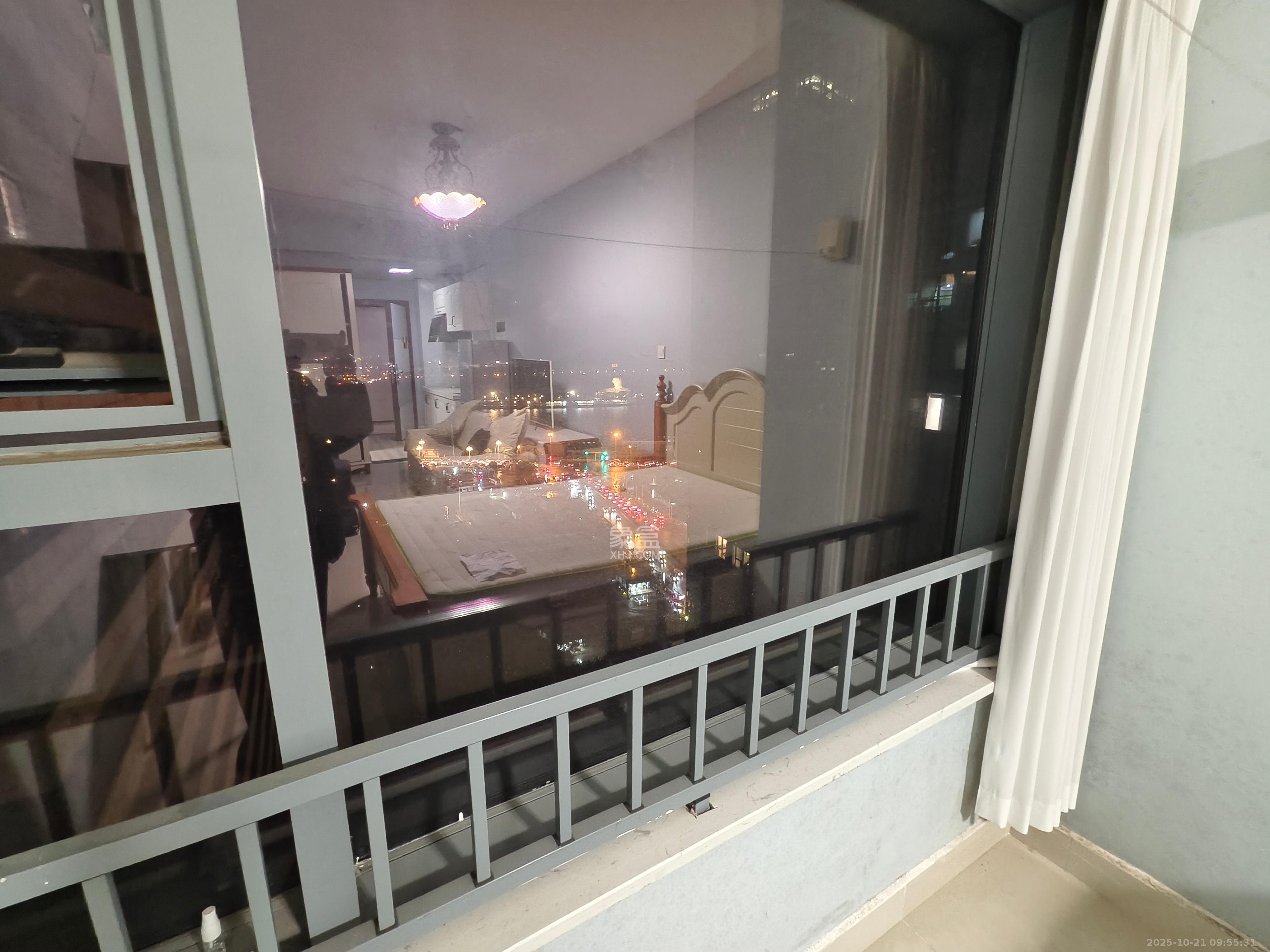 东怡外国（南湖一号)  1室1厅1卫    1800.0元/月室内图