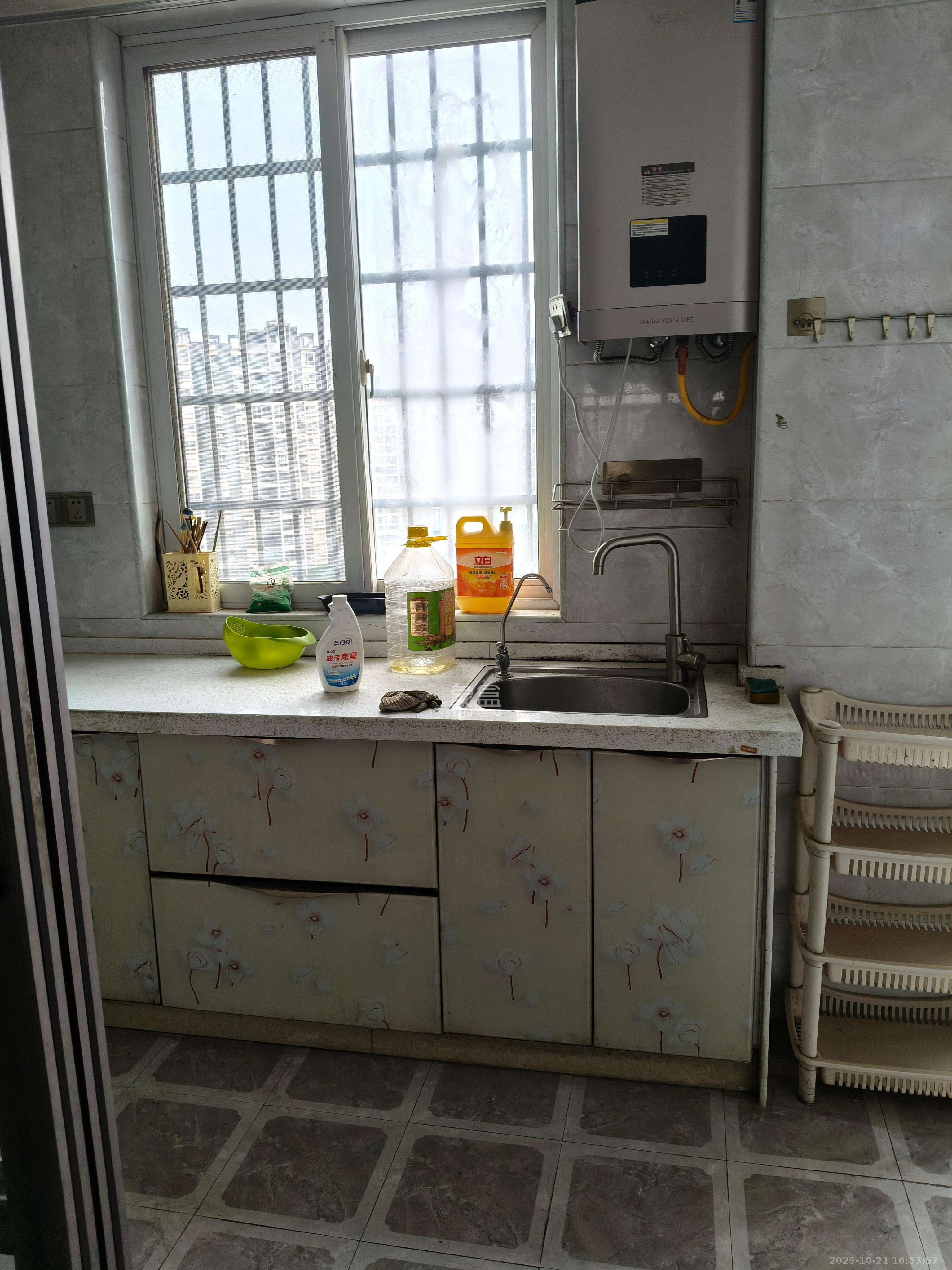 豪庭（江城豪庭）  3室2厅2卫    2300.0元/月室内图