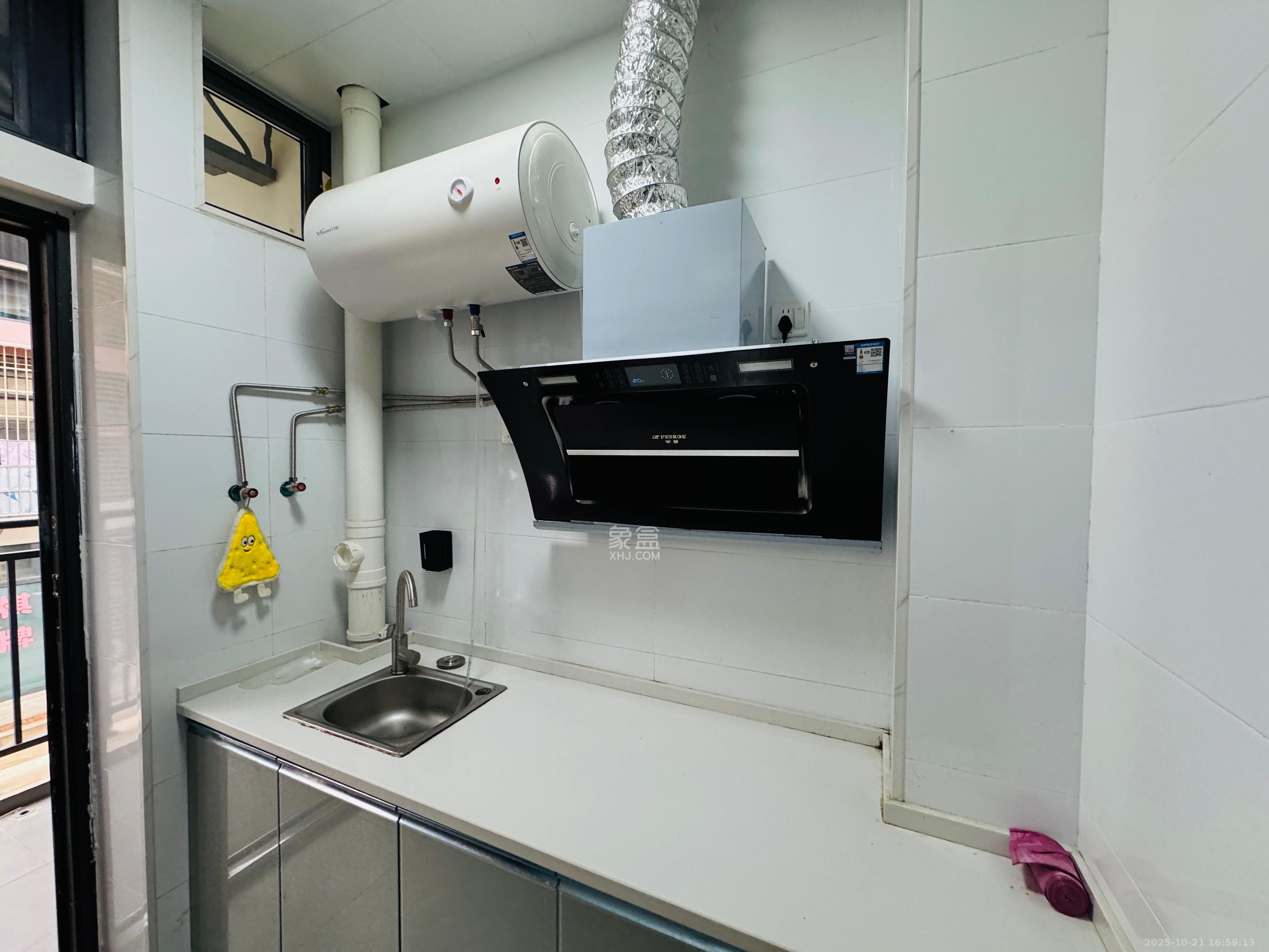 湖开小区(湖南开关厂宿舍)/南大桥社区 1室1厅1卫 1000.0元/月 湖开小区(湖南开关厂宿舍)/南大桥社区 1室1厅1卫 1000.0元/月室内图