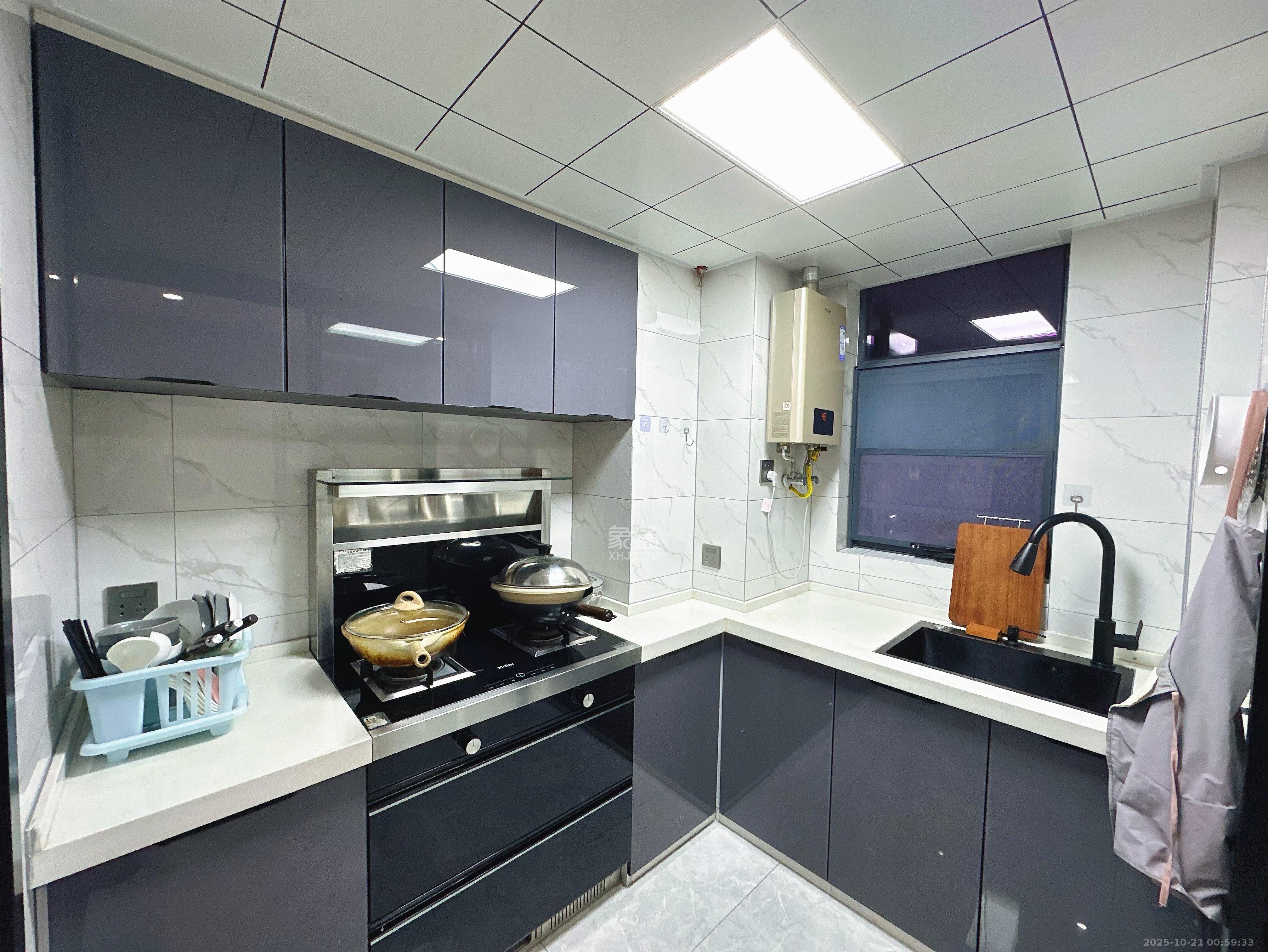 天鸿天府(天鸿中央大院)  1室1厅1卫    2000.0元/月 天鸿天府(天鸿中央大院)  1室1厅1卫    2000.0元/月室内图1