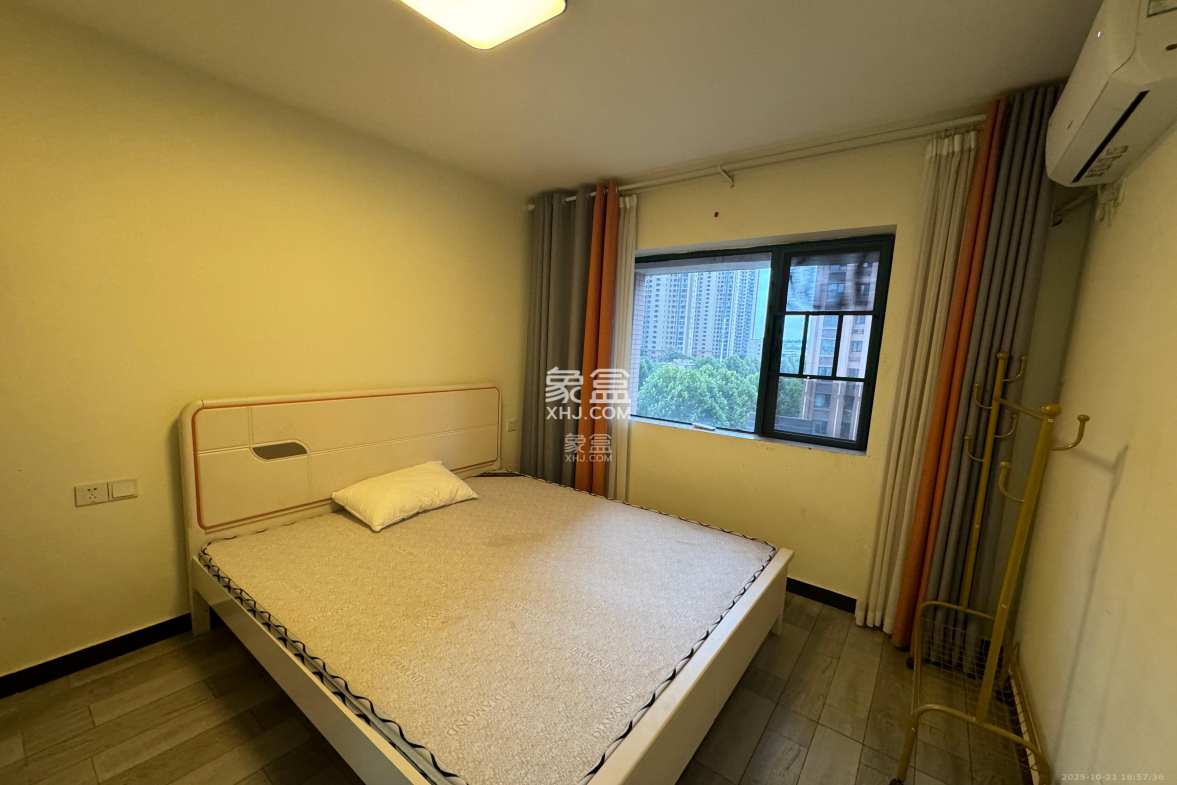 博长山水香颐  3室2厅1卫    1800.0元/月 博长山水香颐  3室2厅1卫    1800.0元/月室内图