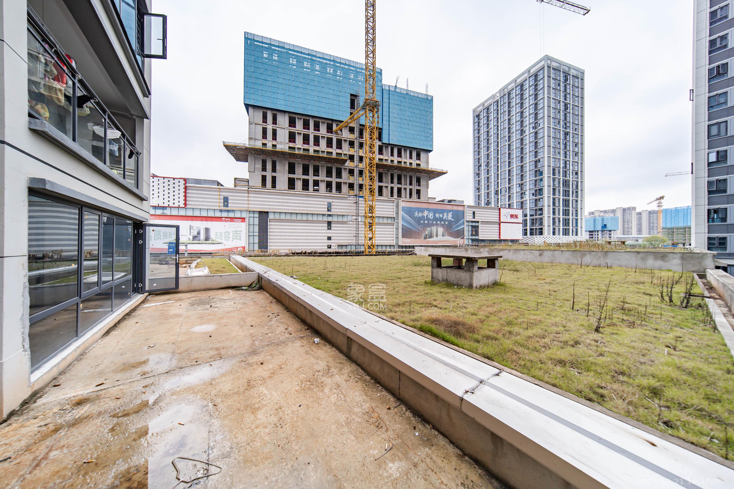 卓越洋湖晴翠  3室1厅1卫    188.0万阳台