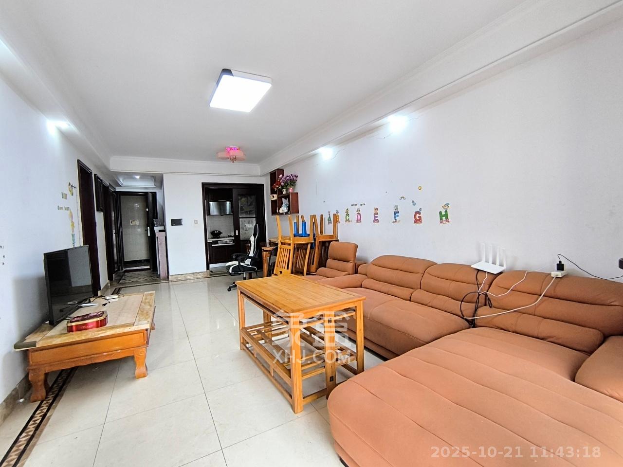 中海国际一期  1室2厅2卫    2000.0元/月 中海国际一期  1室2厅2卫    2000.0元/月