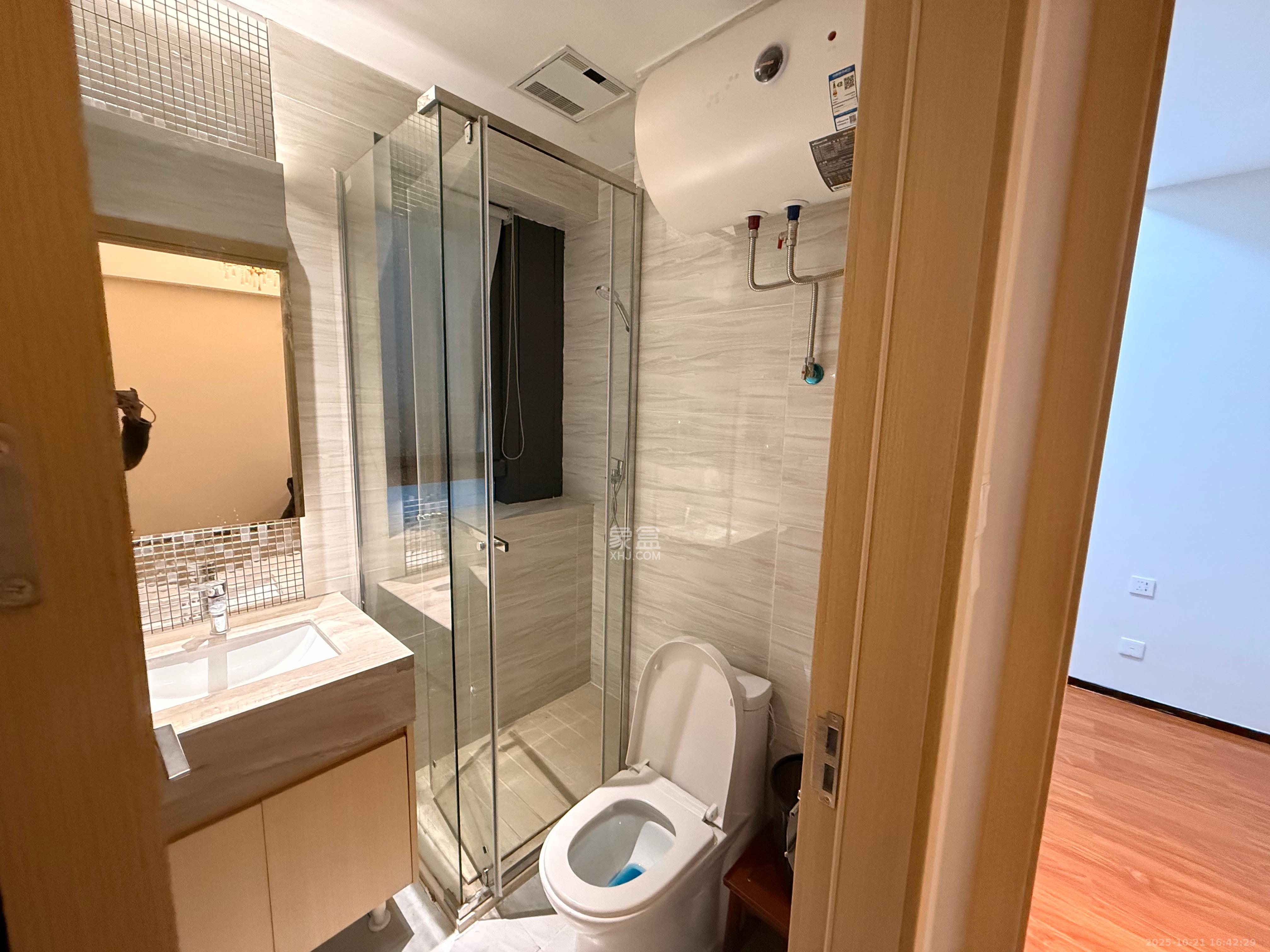 恒大珺悦府  2室2厅1卫    2300.0元/月室内图