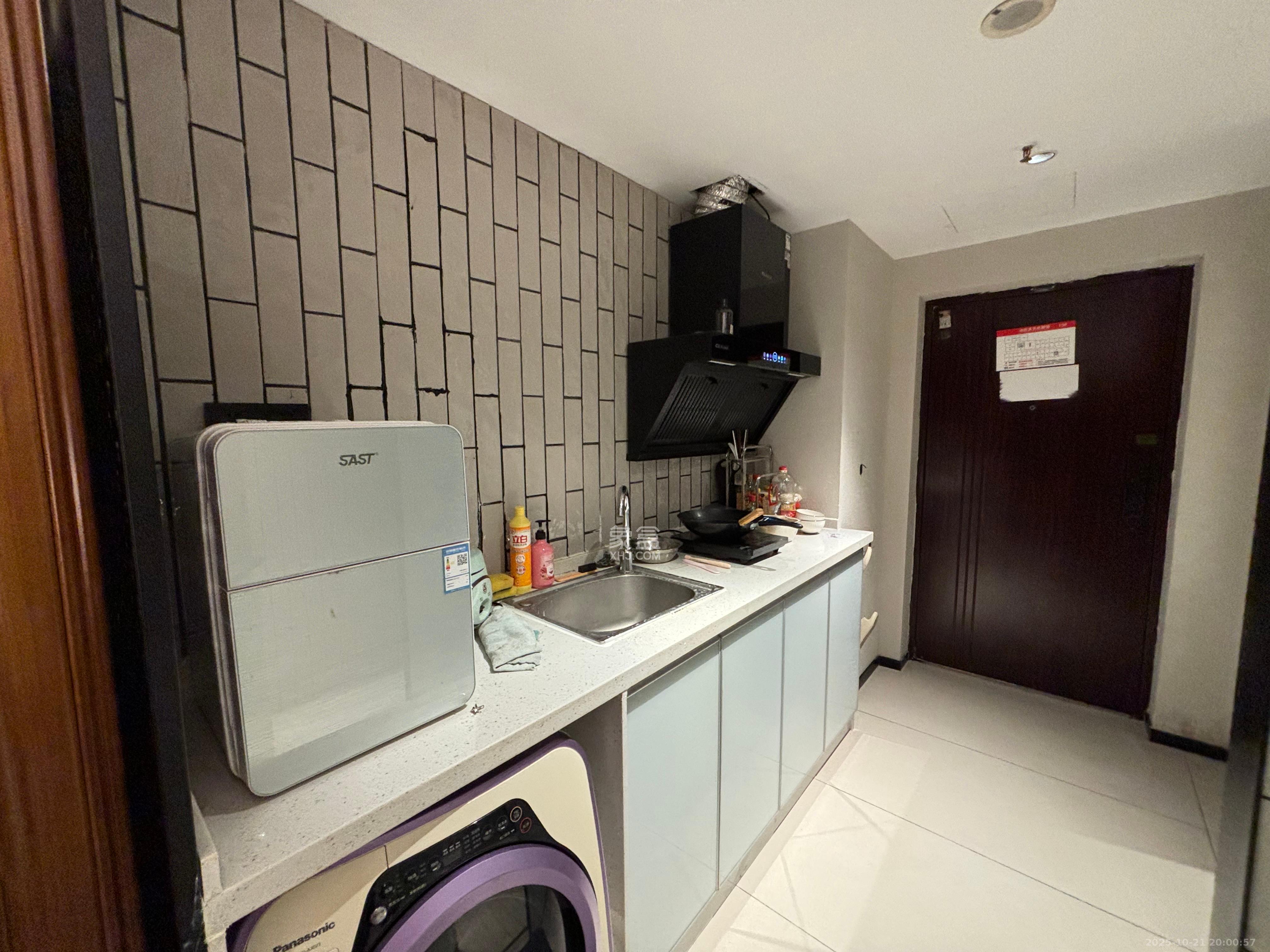 奥园城市天骄一期  1室1厅1卫    1650.0元/月室内图