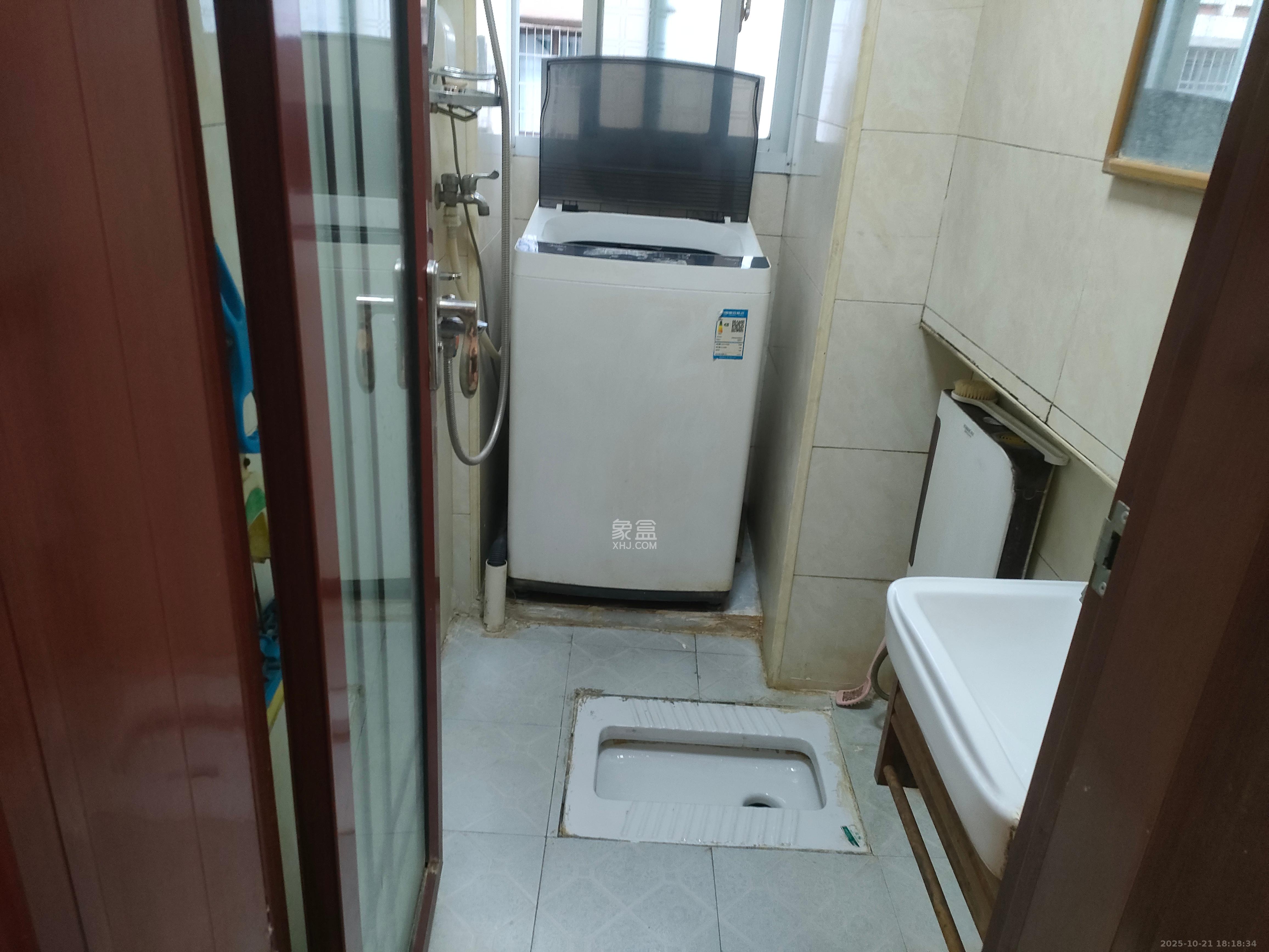 桂花二村  2室1厅1卫    1600.0元/月室内图