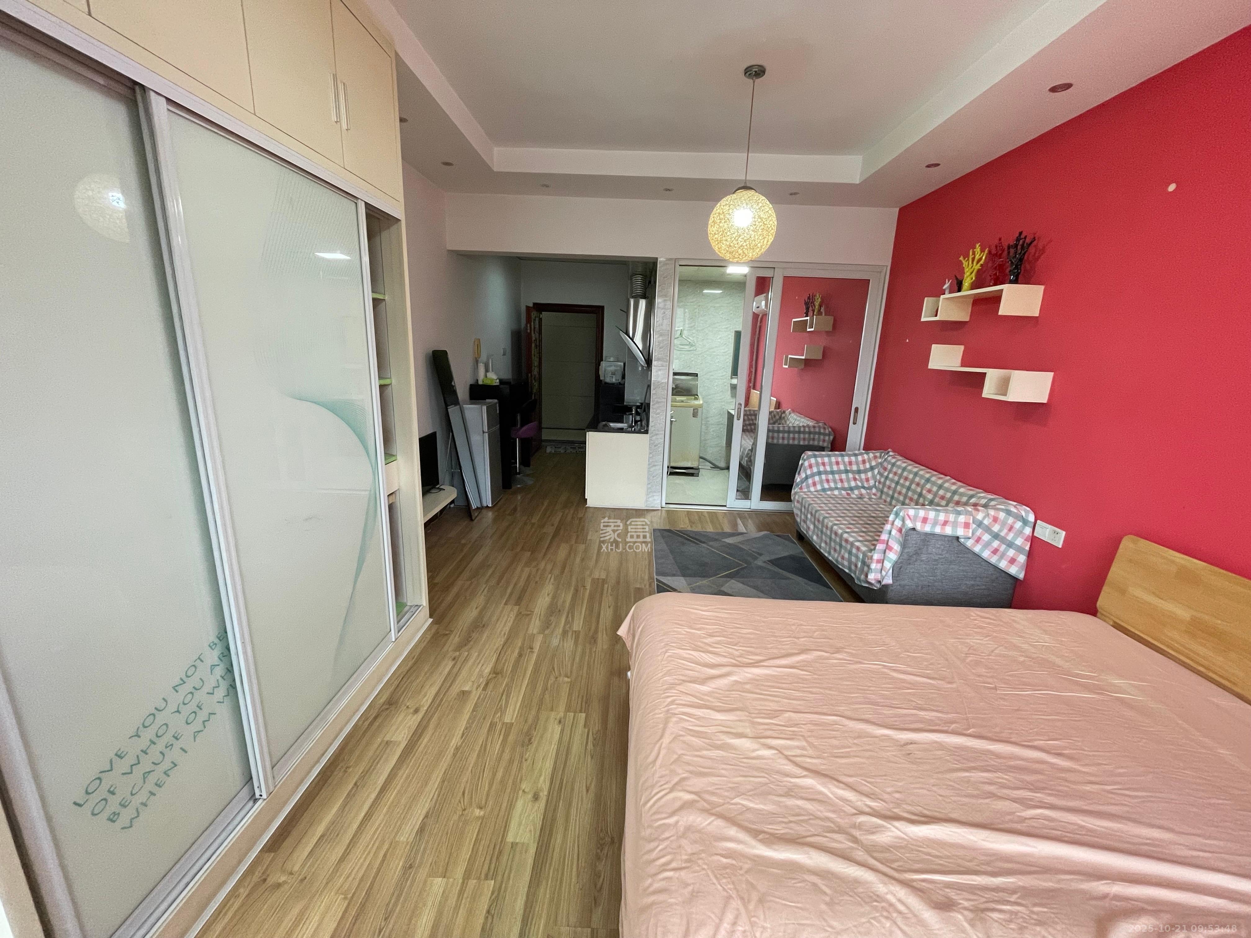 枫华府第  1室1厅1卫    1200.0元/月室内图