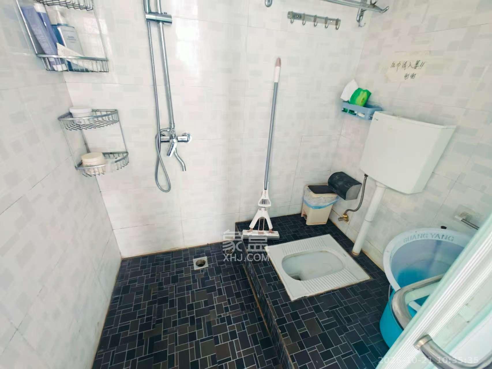 锦湘国际星城三期(锦绣苑)  2室1厅1卫    2100.0元/月 锦湘国际星城三期(锦绣苑)  2室1厅1卫    2100.0元/月室内图