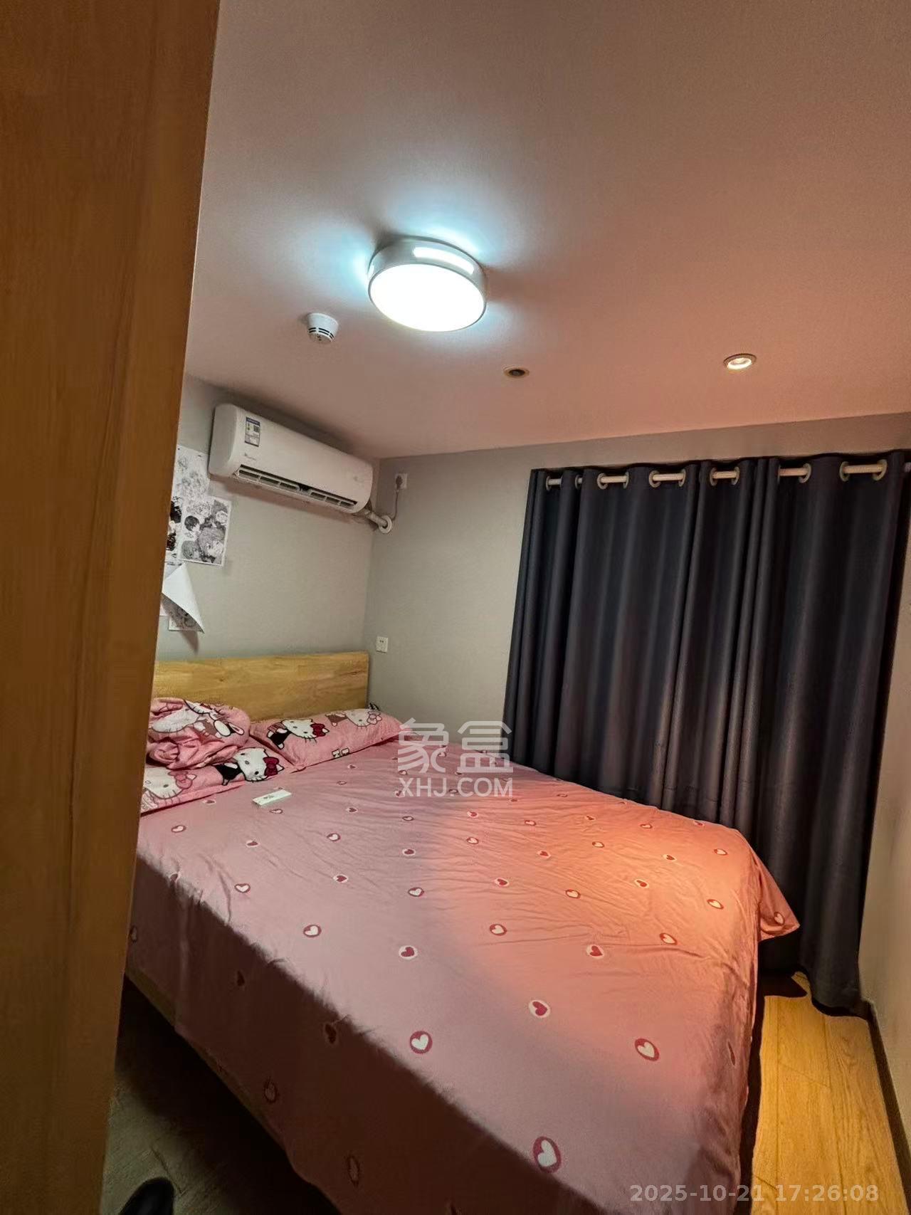 时代年华  2室1厅2卫    1800.0元/月室内图