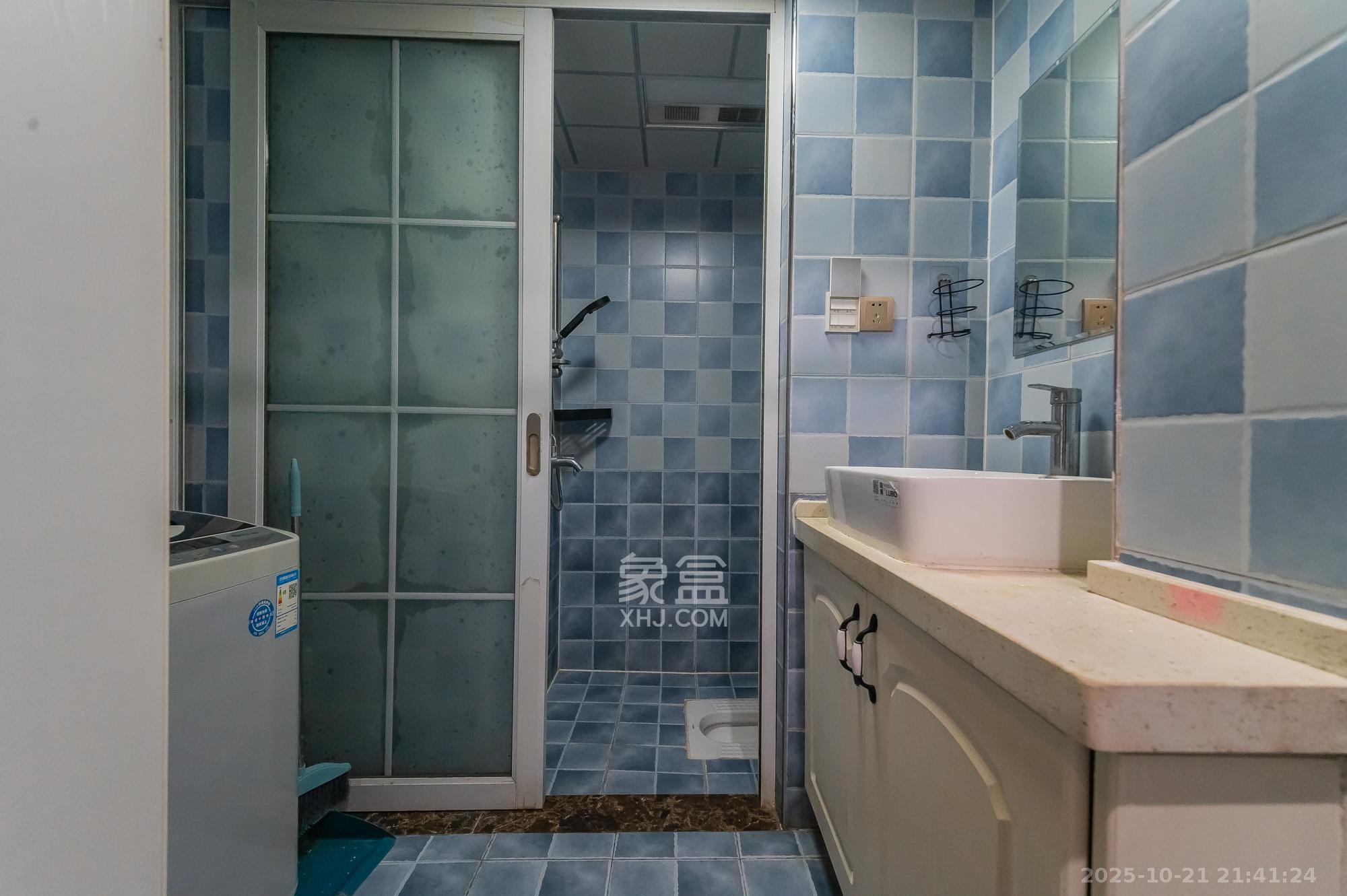 东方航标  1室1厅1卫    20.8万卫生间