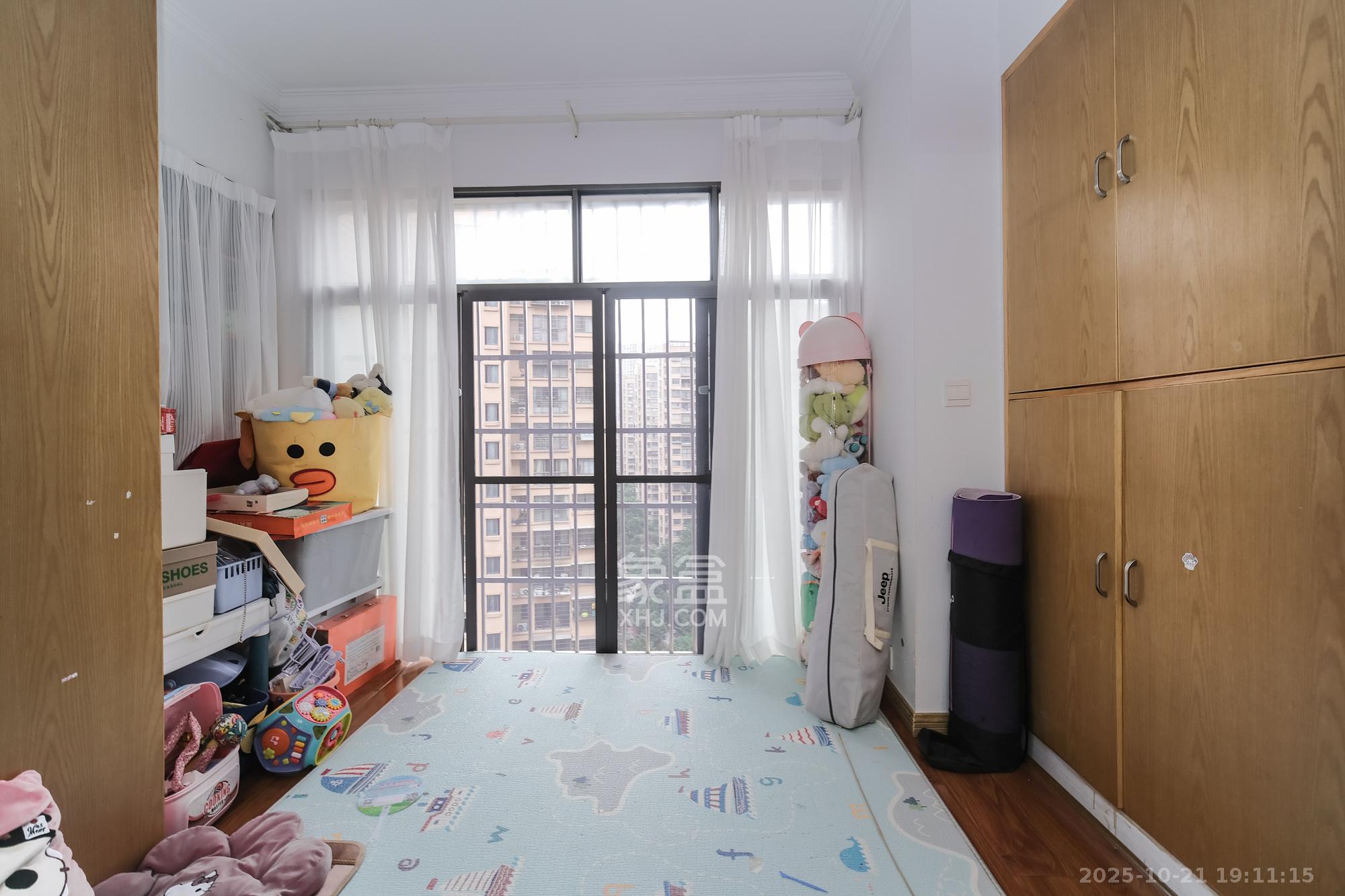 四季星城 2室2厅1卫 59.8万 四季星城 2室2厅1卫 59.8万阳台