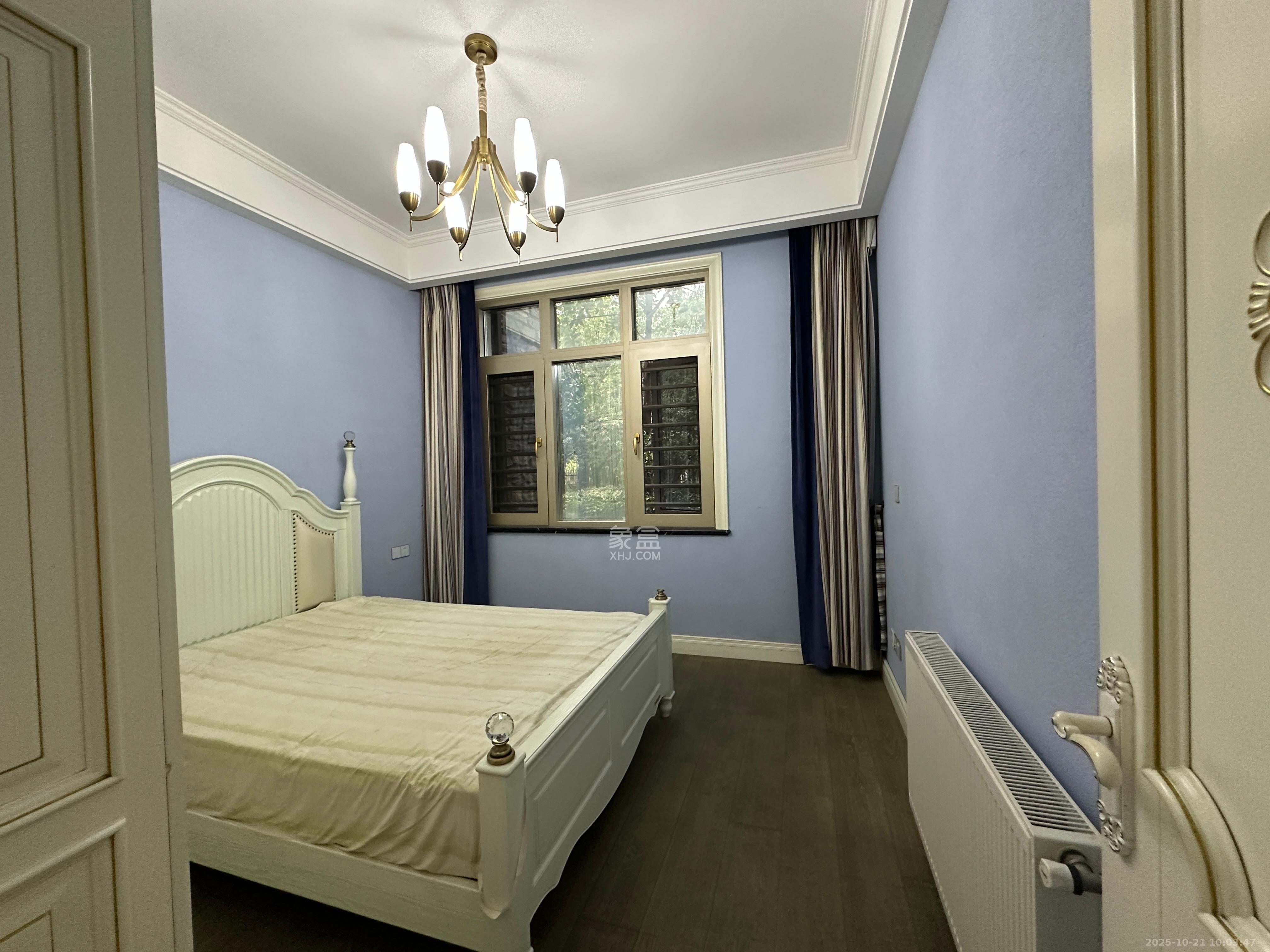 江河中央洋房  3室2厅2卫    7500.0元/月 江河中央洋房  3室2厅2卫    7500.0元/月室内图