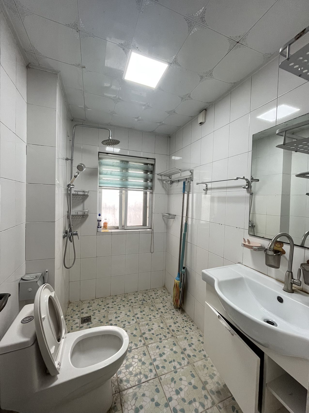 龙泉家园  2室1厅1卫    2600.0元/月室内图