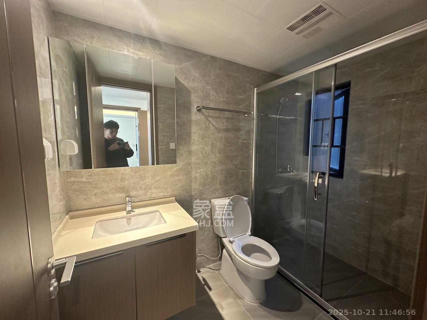 蓝光雍锦府  3室2厅2卫    3000.0元/月 蓝光雍锦府  3室2厅2卫    3000.0元/月室内图