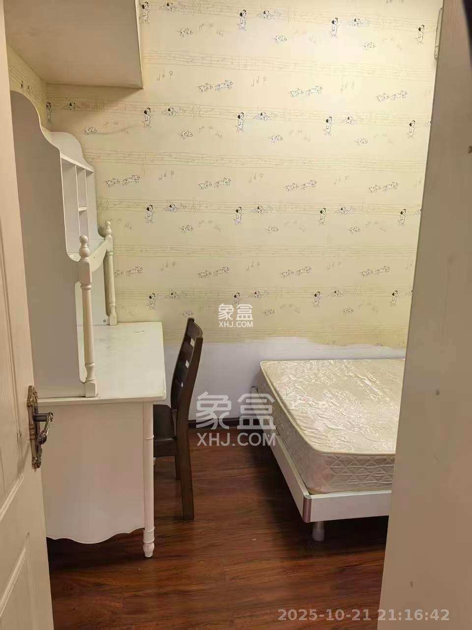 水岸天际(一期、二期)  3室2厅2卫    2200.0元/月 水岸天际(一期、二期)  3室2厅2卫    2200.0元/月室内图