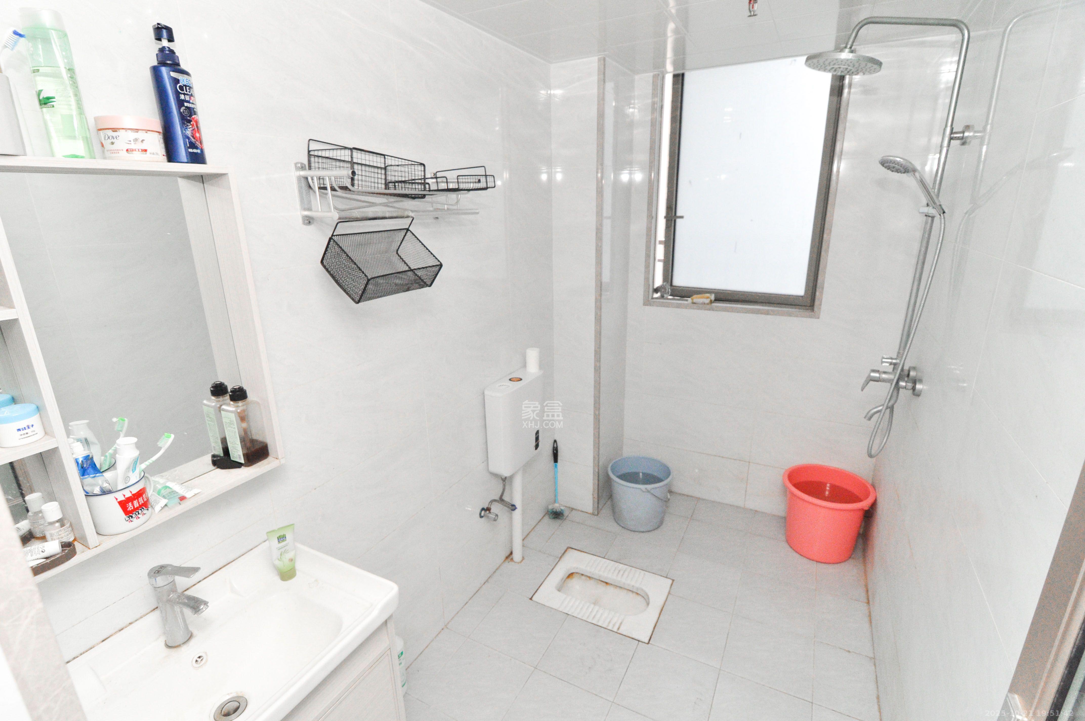 梅溪湖金茂湾 4室2厅2卫 2500.0元/月 梅溪湖金茂湾 4室2厅2卫 2500.0元/月室内图