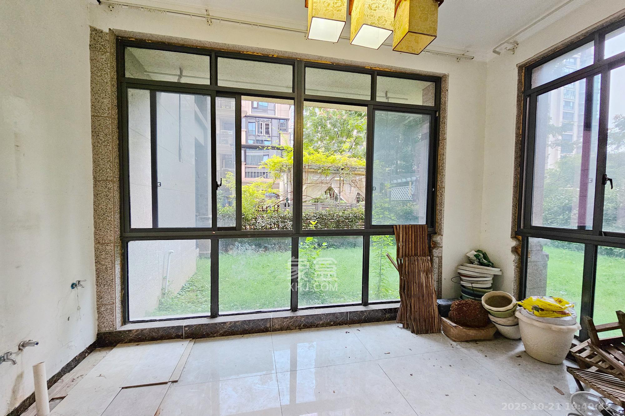 明昇壹城（明昇时代广场）一期  4室2厅2卫    268.0万其他