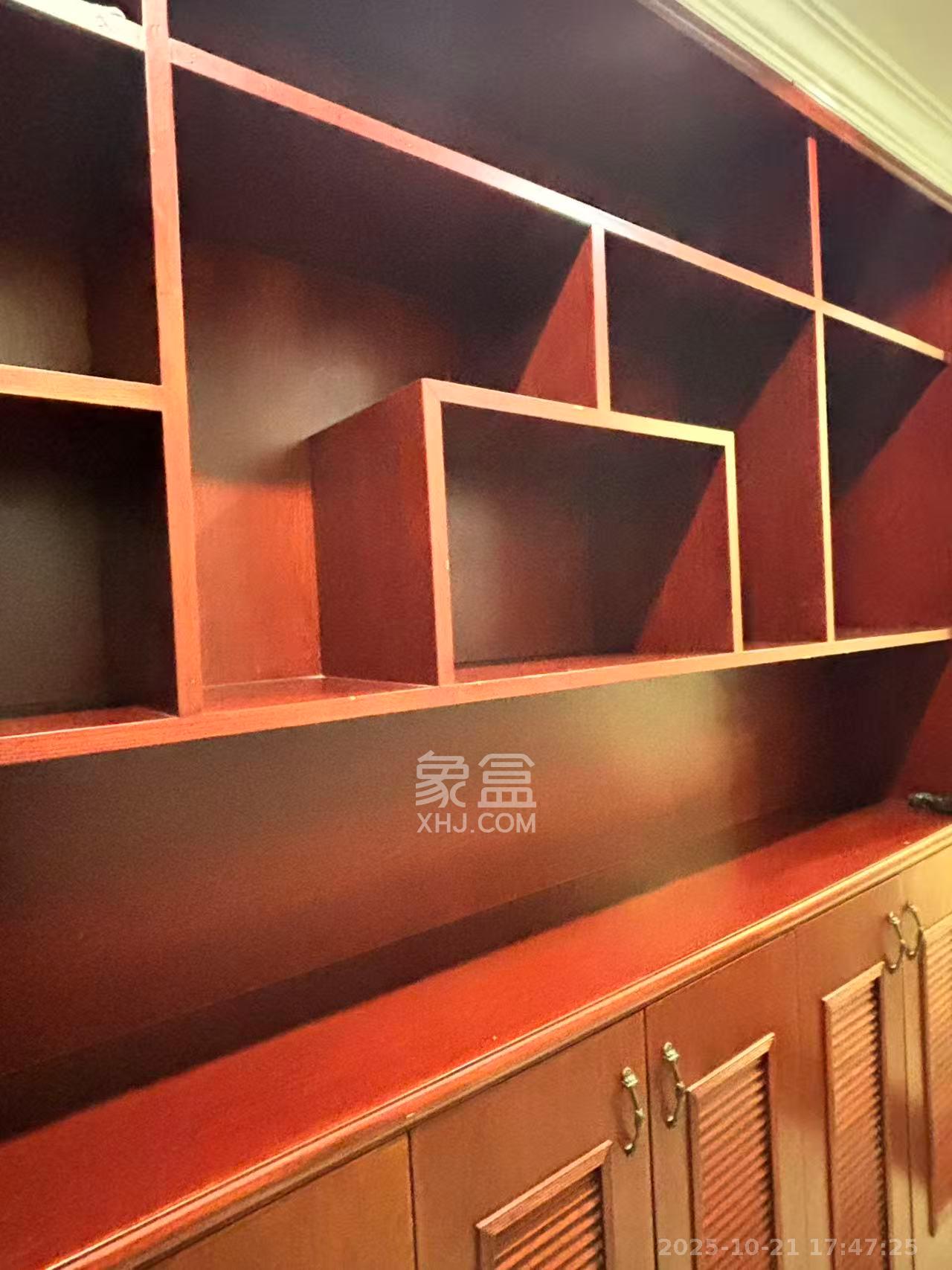 嘉顺苑 4室2厅1卫 2600.0元/月 嘉顺苑 4室2厅1卫 2600.0元/月室内图