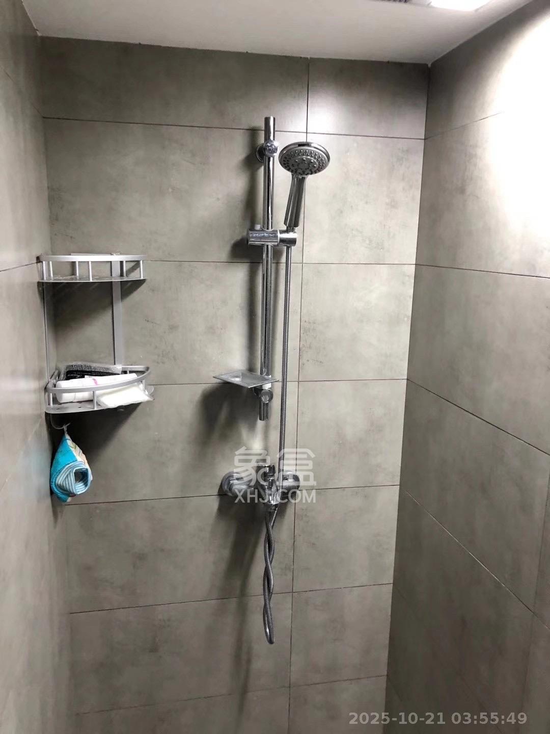 达美溪湖湾  2室2厅1卫    2600.0元/月 达美溪湖湾  2室2厅1卫    2600.0元/月室内图