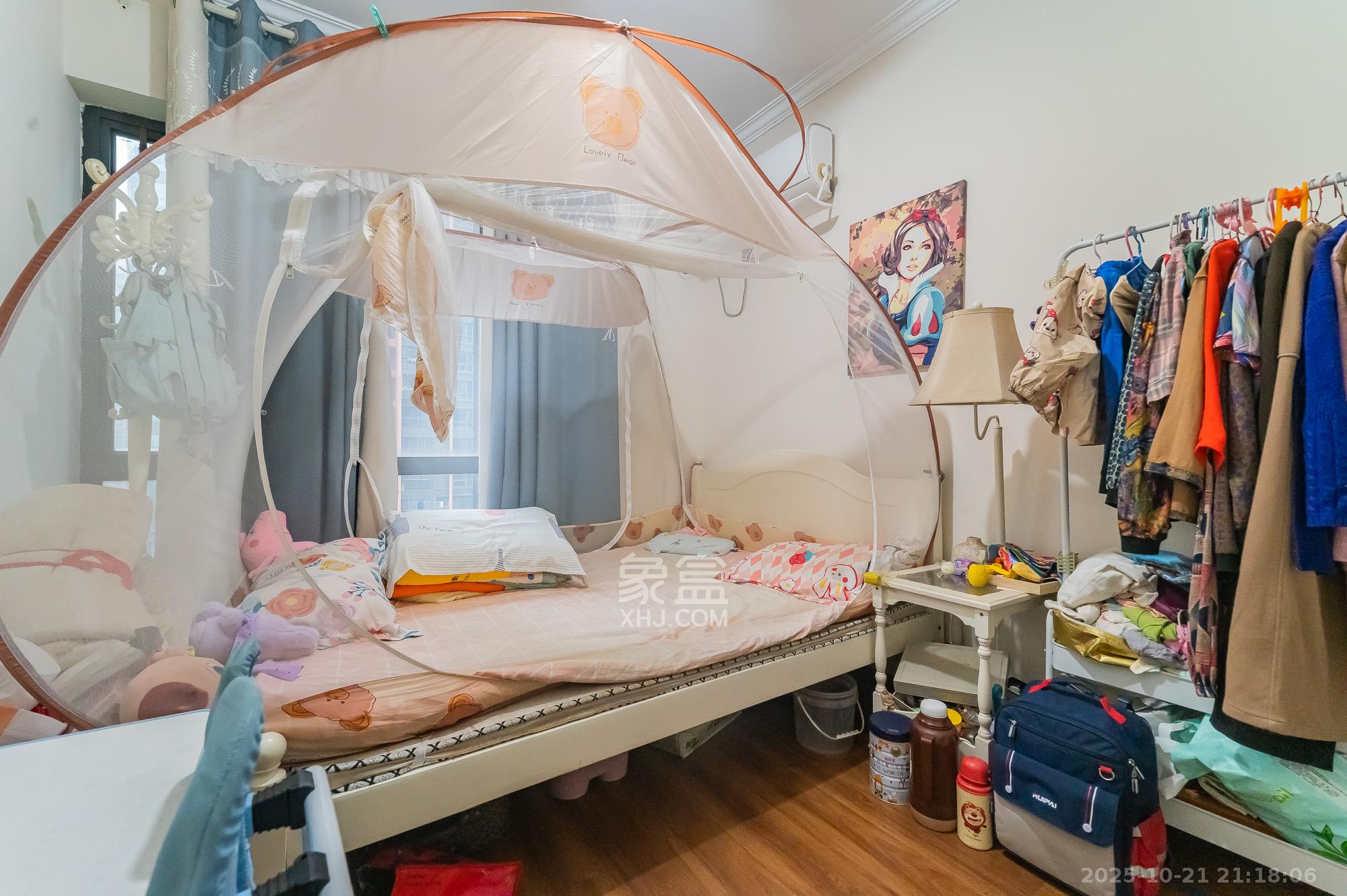 海伦春天  4室2厅2卫    98.0万卧室