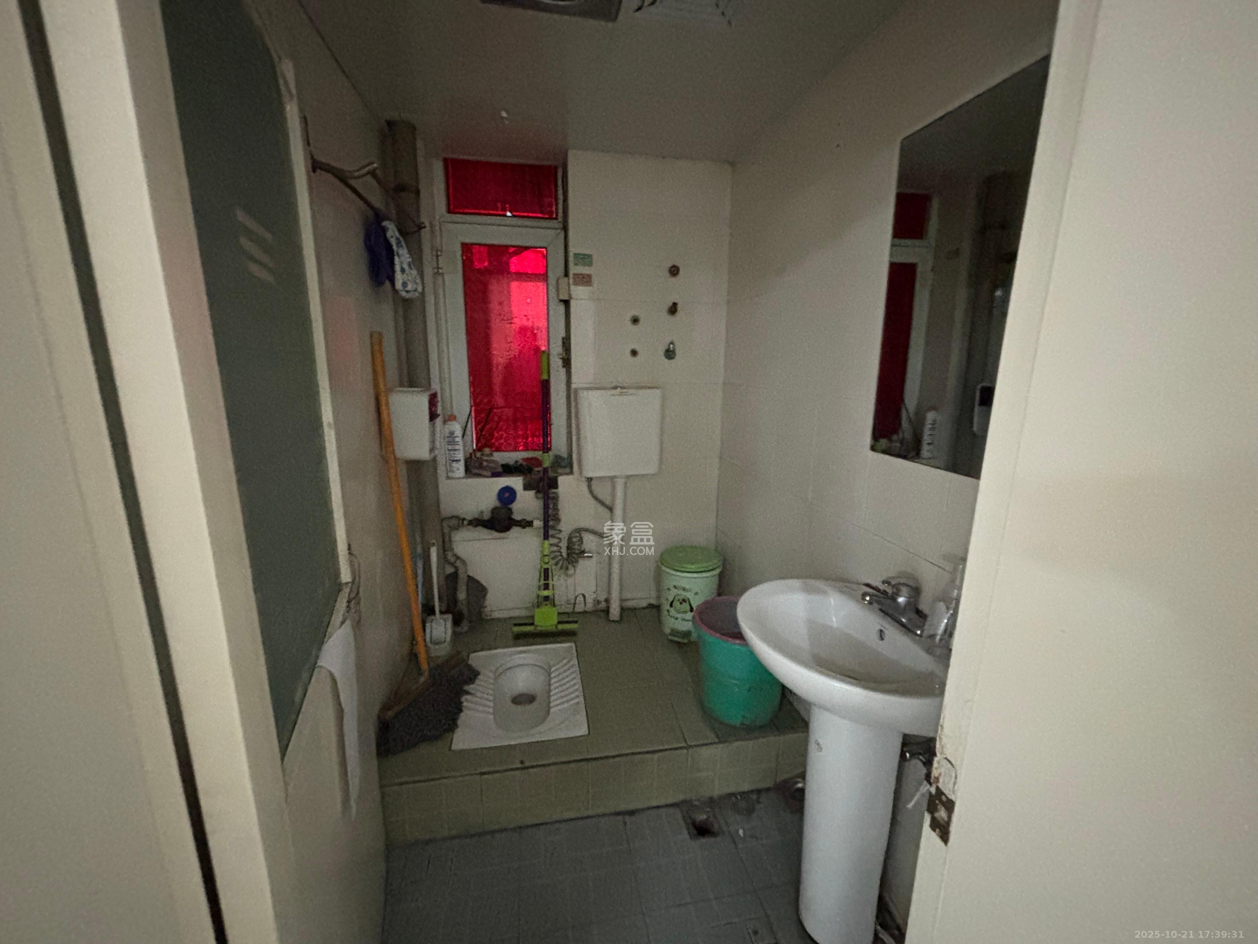 新世纪花苑  4室21厅2卫    5600.0元/月室内图