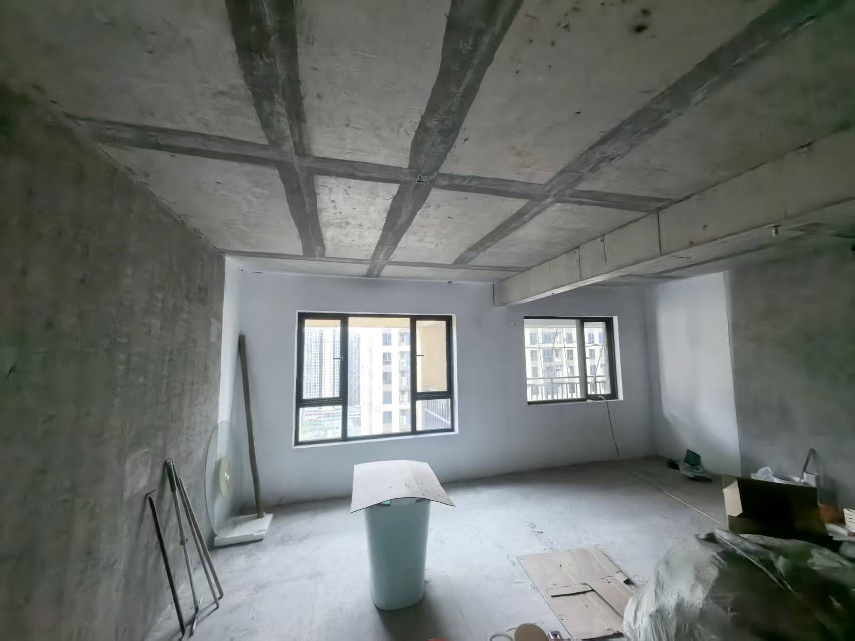 融冠蜜城 4室2厅1卫 75.0万 融冠蜜城 4室2厅1卫 75.0万客厅