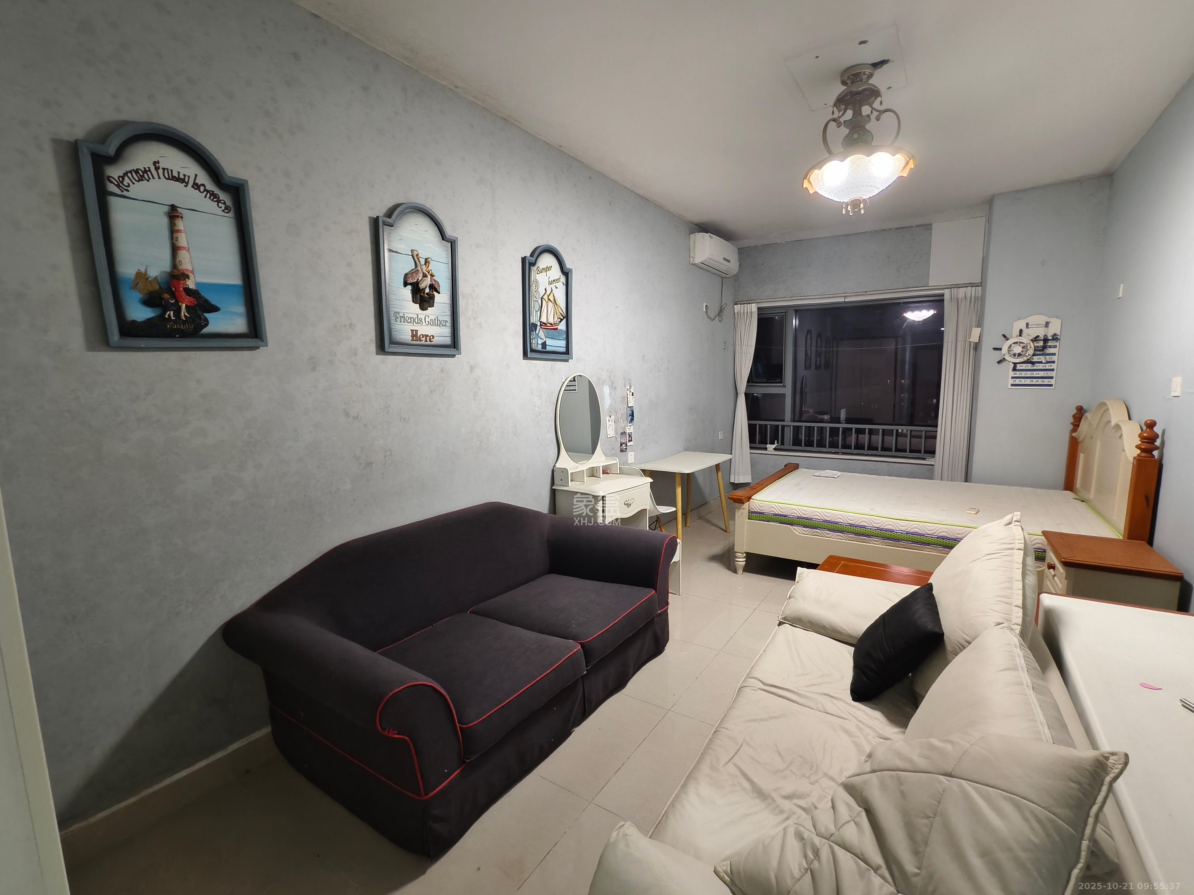 东怡外国（南湖一号)  1室1厅1卫    1800.0元/月室内图