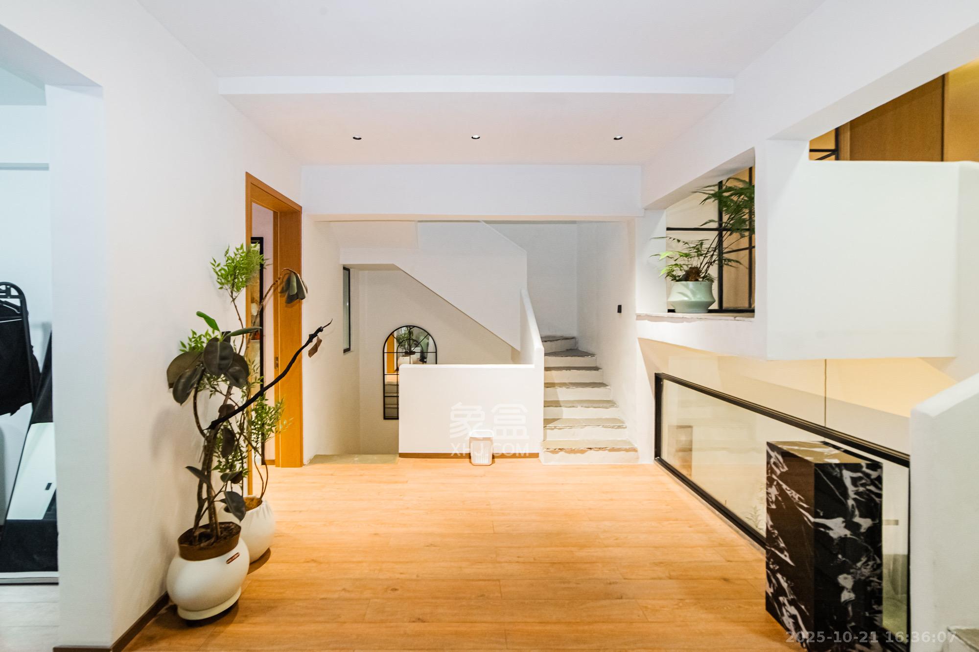 珠江郦城璞墅  1室0厅0卫    13500.0元/月室内图