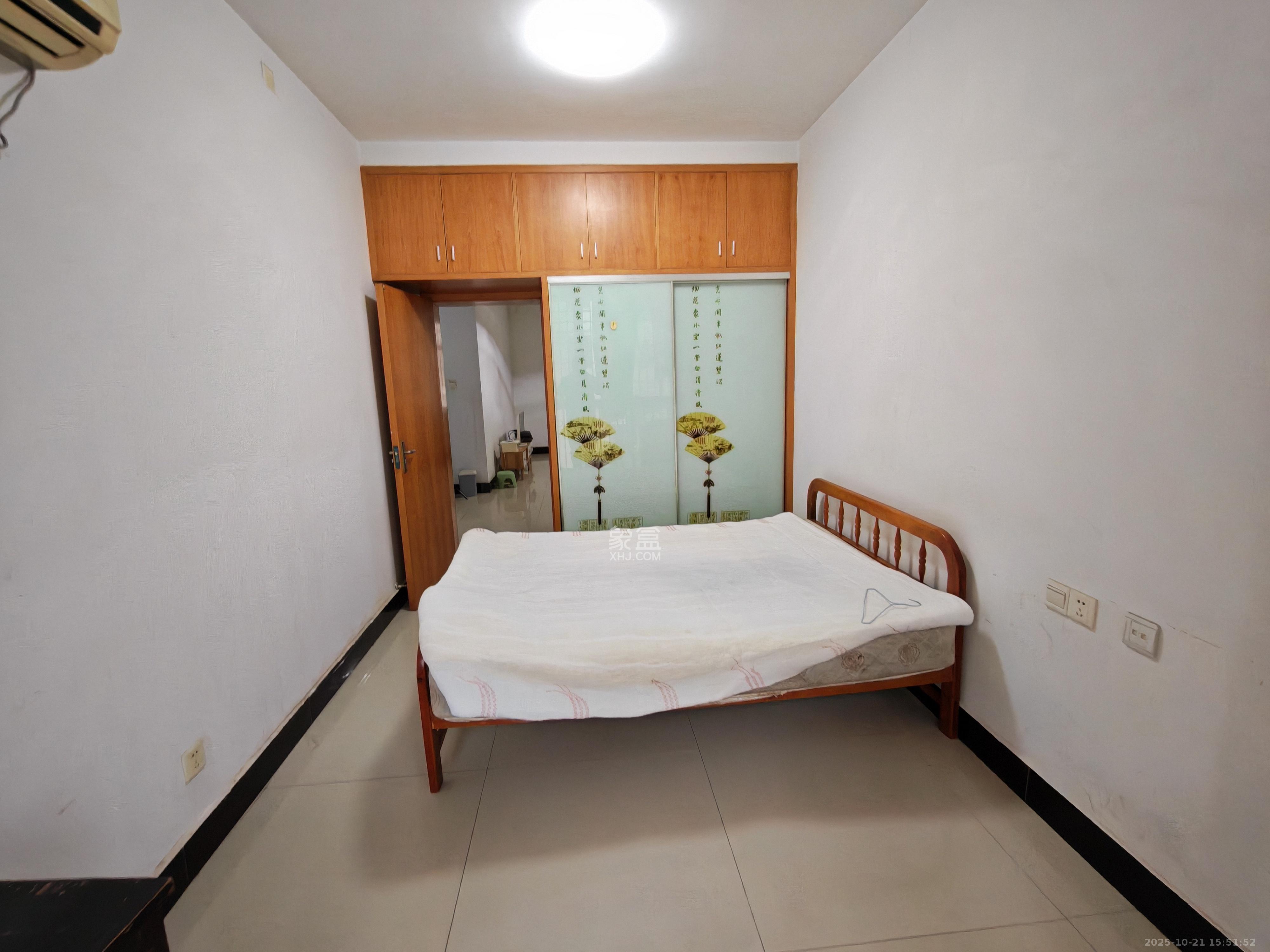 银馨家园  2室1厅1卫    2000.0元/月室内图