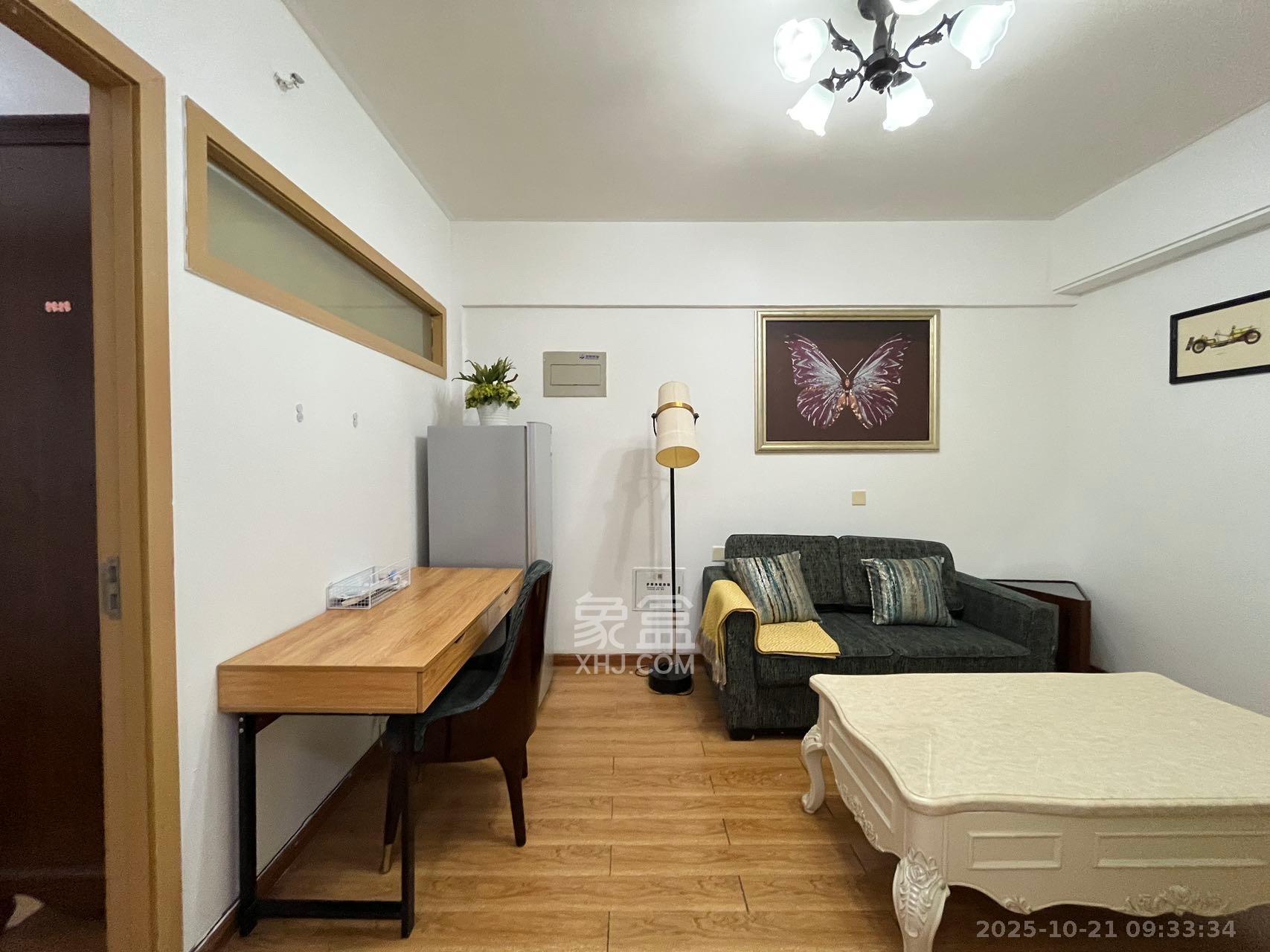 北辰三角洲E3区  1室1厅1卫    2400.0元/月室内图