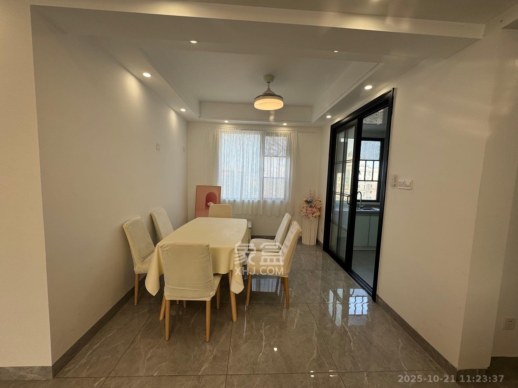 水墨林溪 4室2厅2卫 3600.0元/月 水墨林溪 4室2厅2卫 3600.0元/月室内图